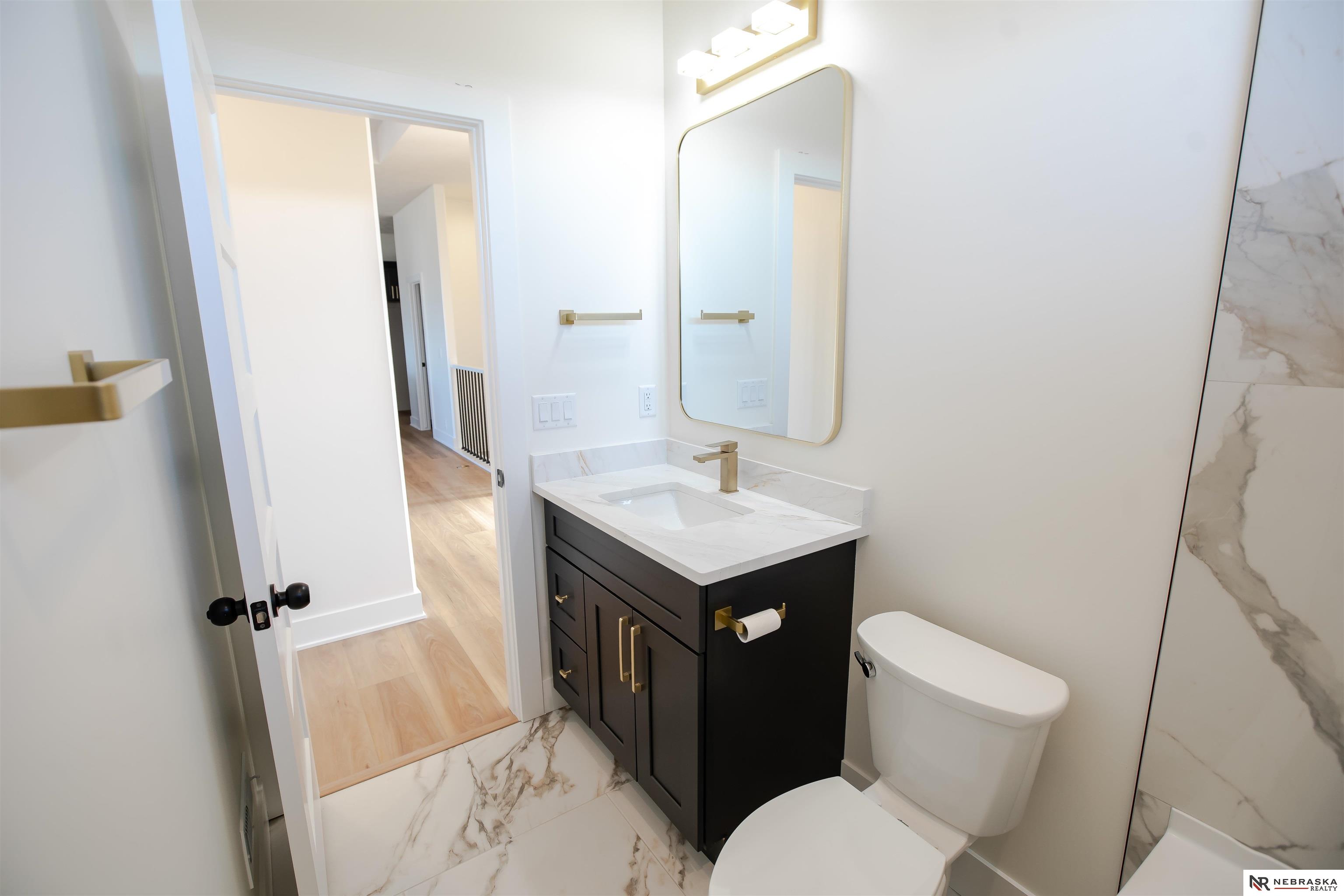 8700 Honeybee Lane, Lincoln, NE, 68526