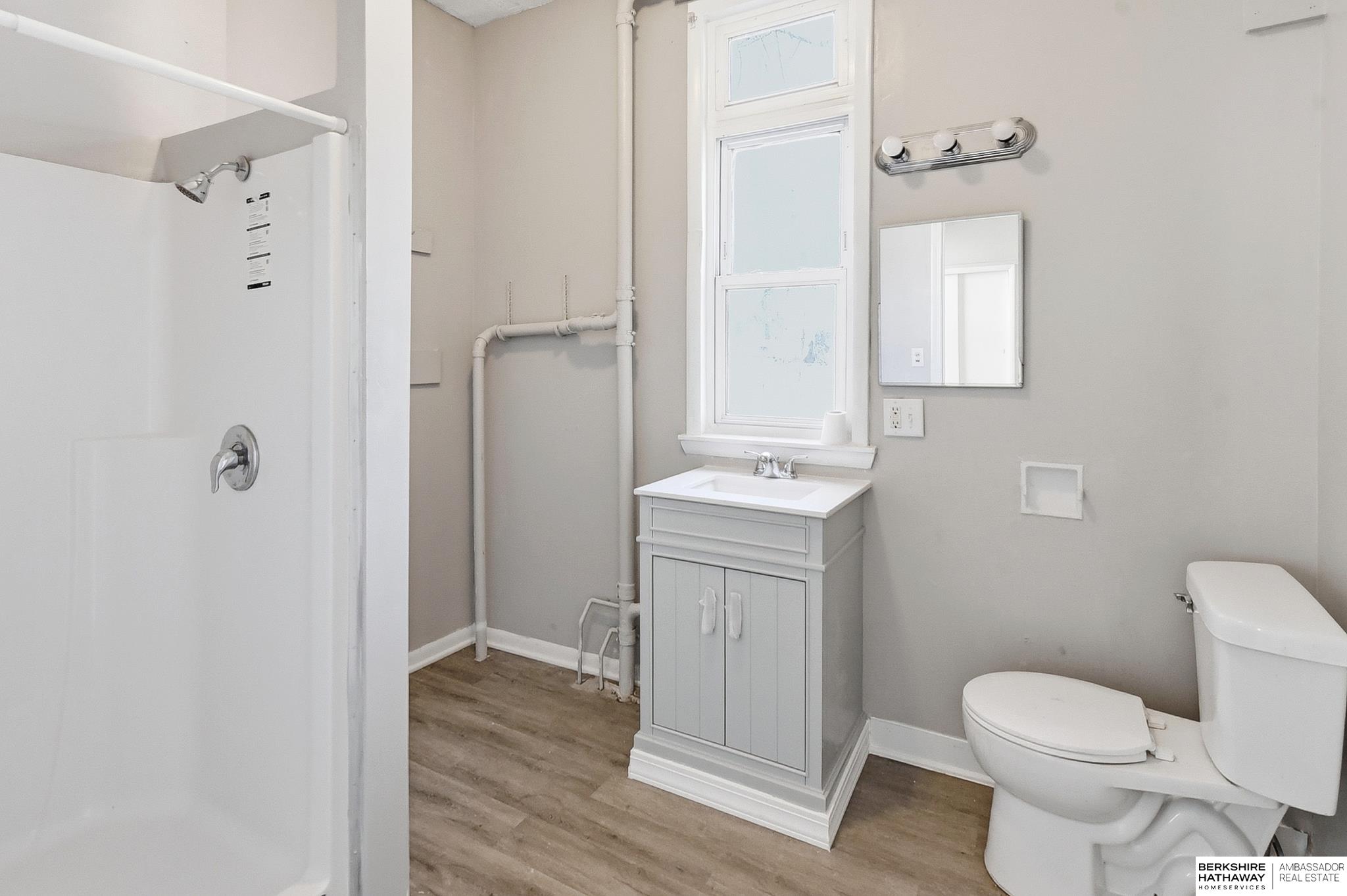 2207 N 16th Street, Omaha, NE, 68110