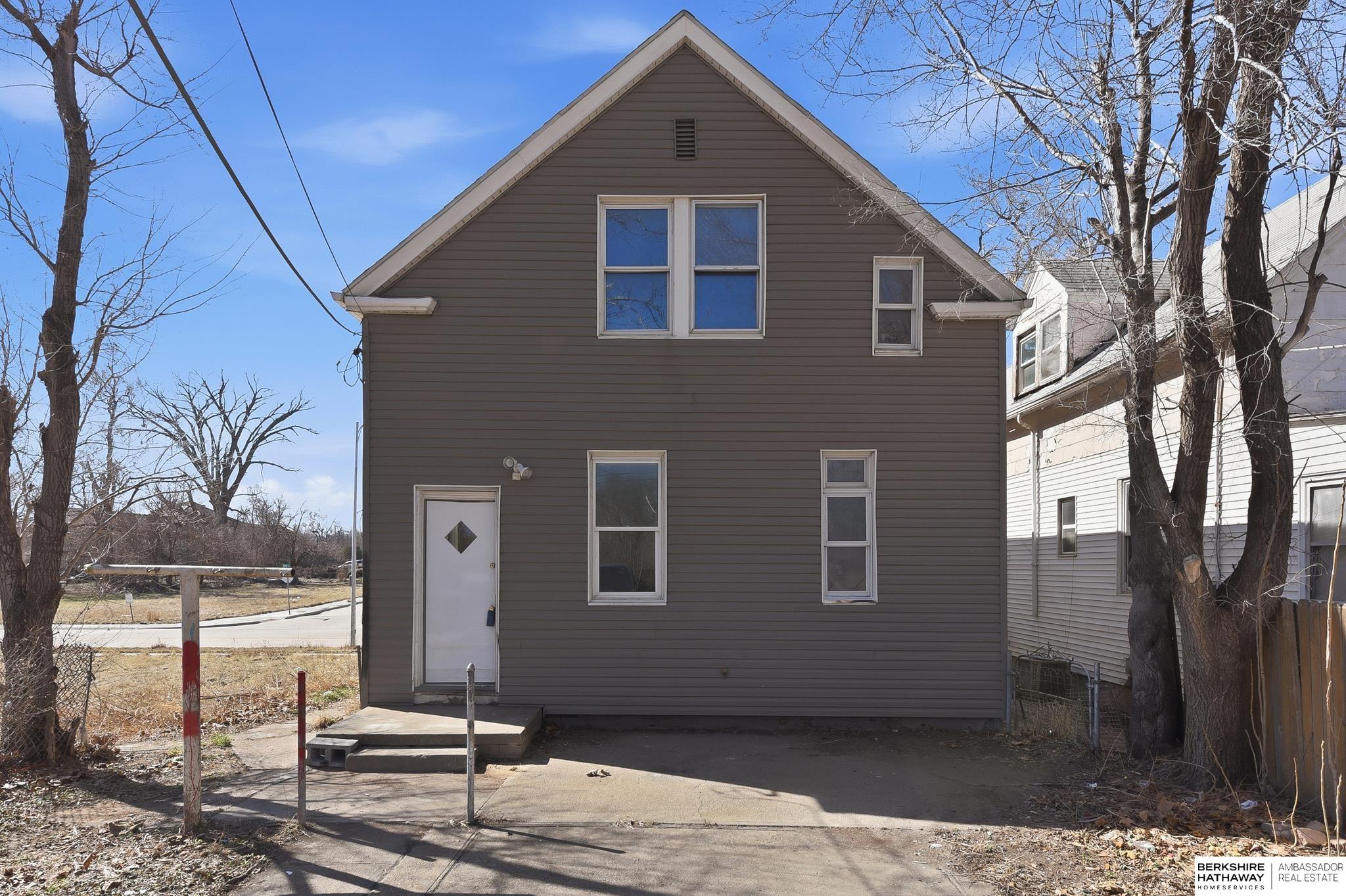 2207 N 16th Street, Omaha, NE, 68110