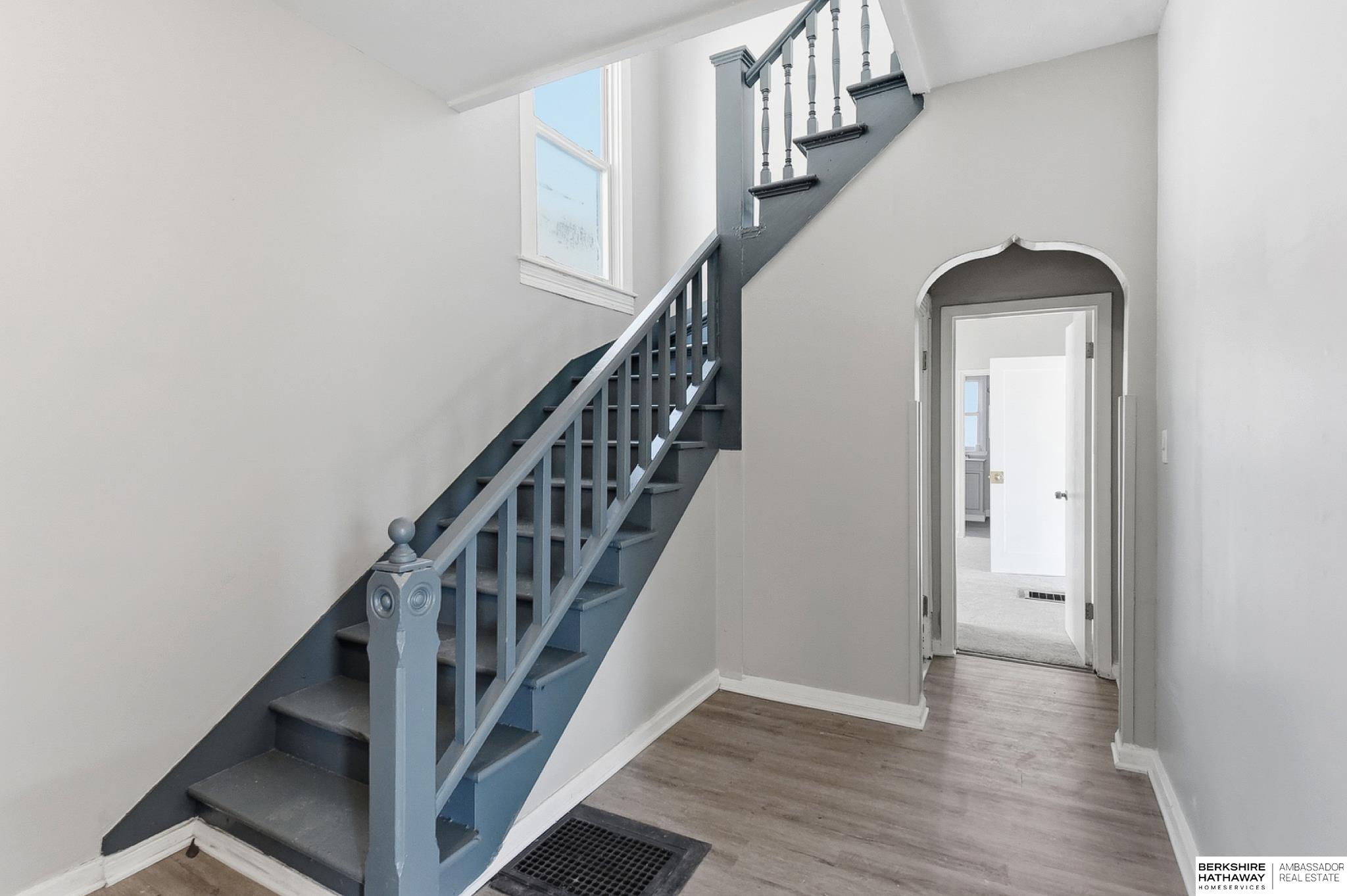 2207 N 16th Street, Omaha, NE, 68110