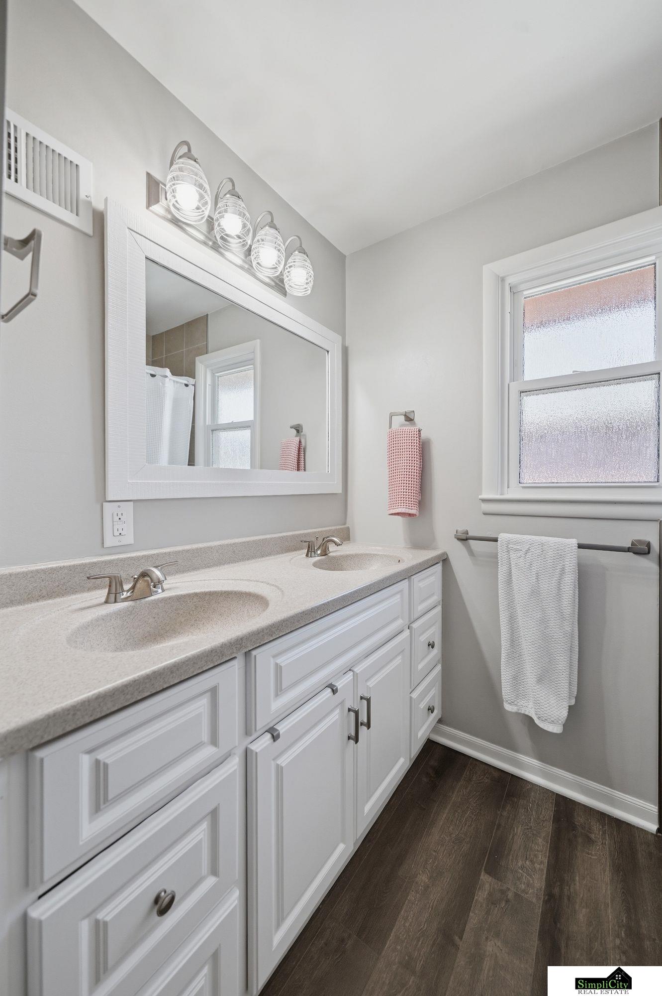 5110 J Street, Lincoln, NE, 68510