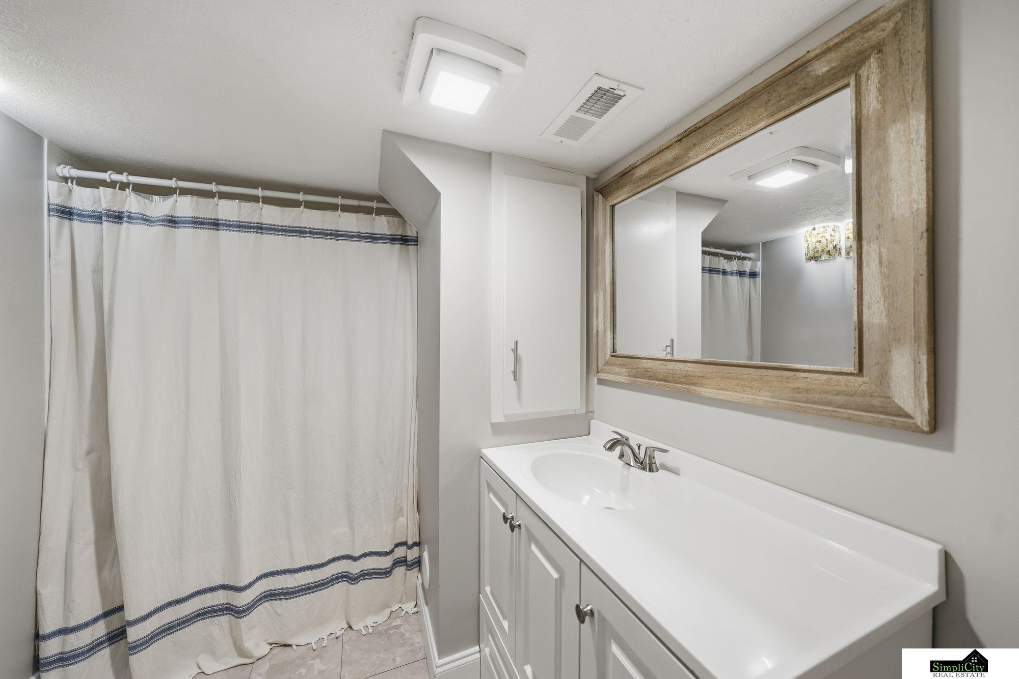 5110 J Street, Lincoln, NE, 68510