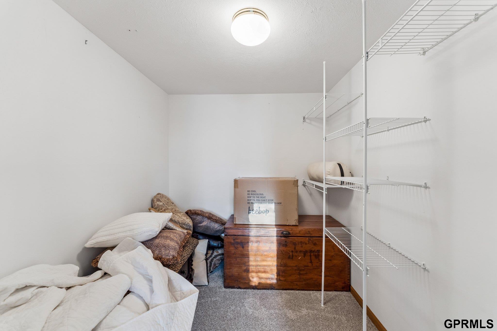 7206 157Th Street, Omaha, NE, 68136