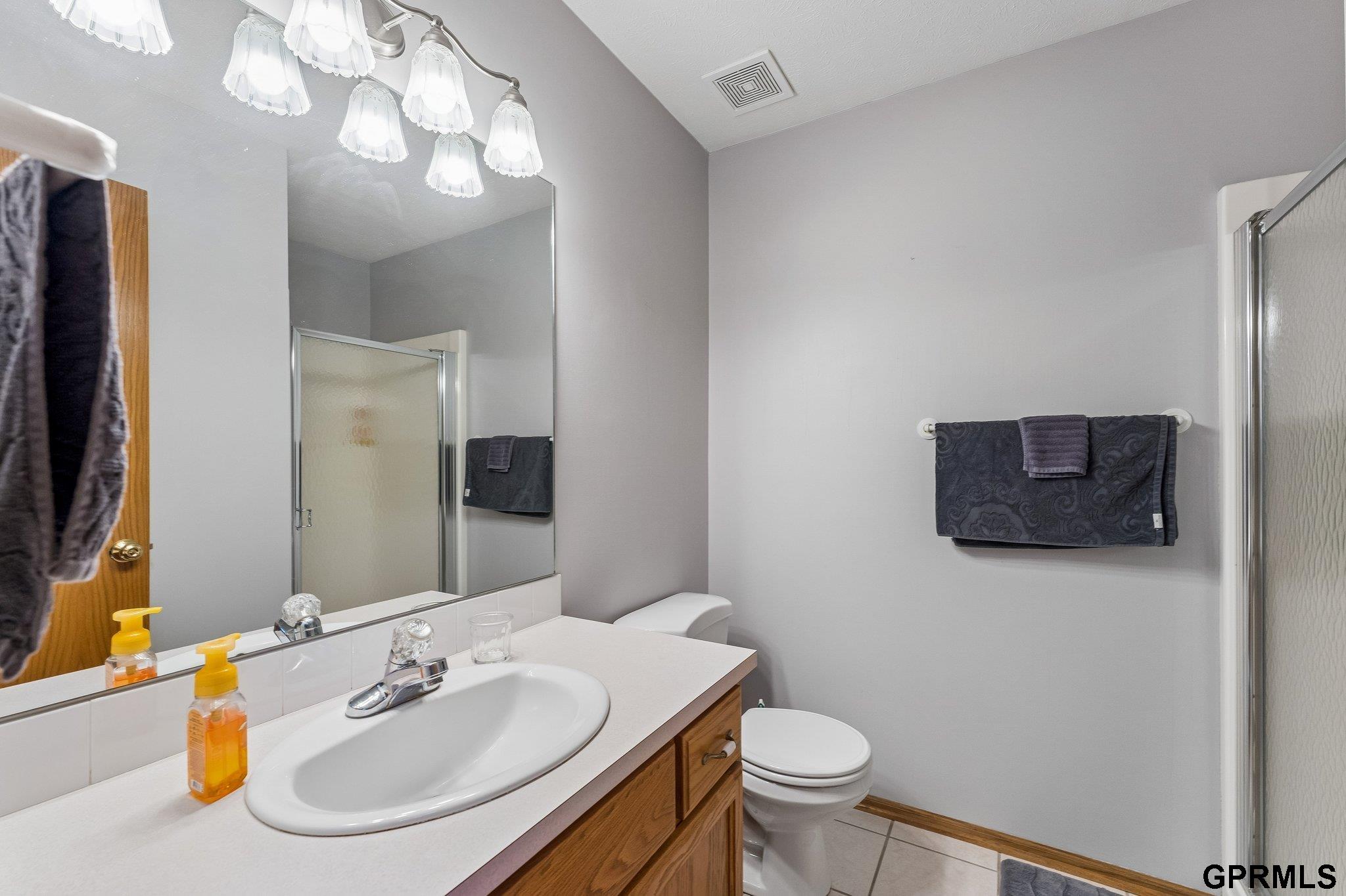 7206 157Th Street, Omaha, NE, 68136