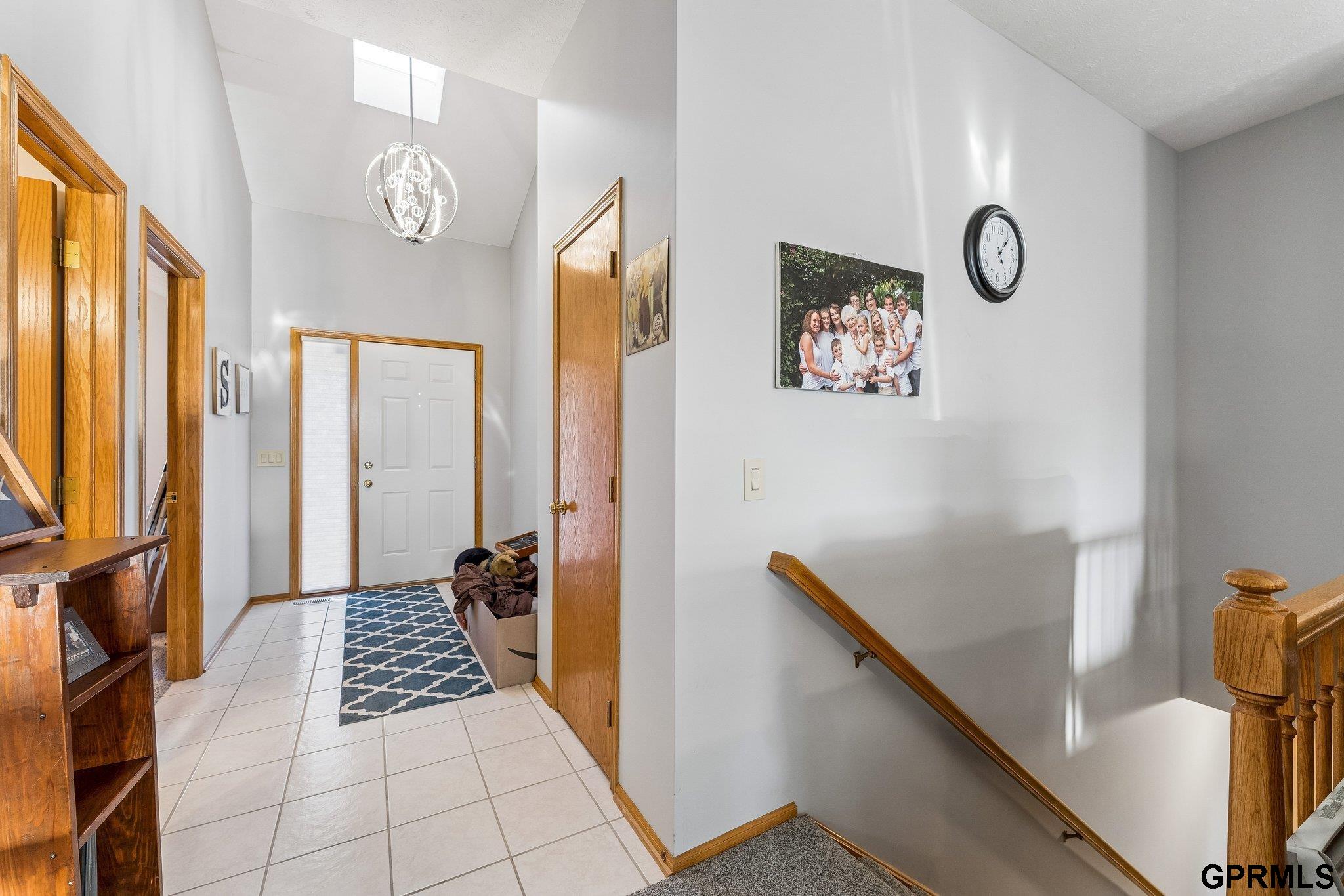 7206 157Th Street, Omaha, NE, 68136