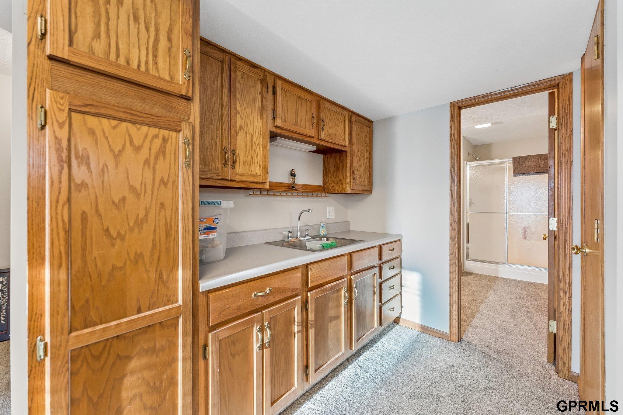 7206 157Th Street, Omaha, NE, 68136