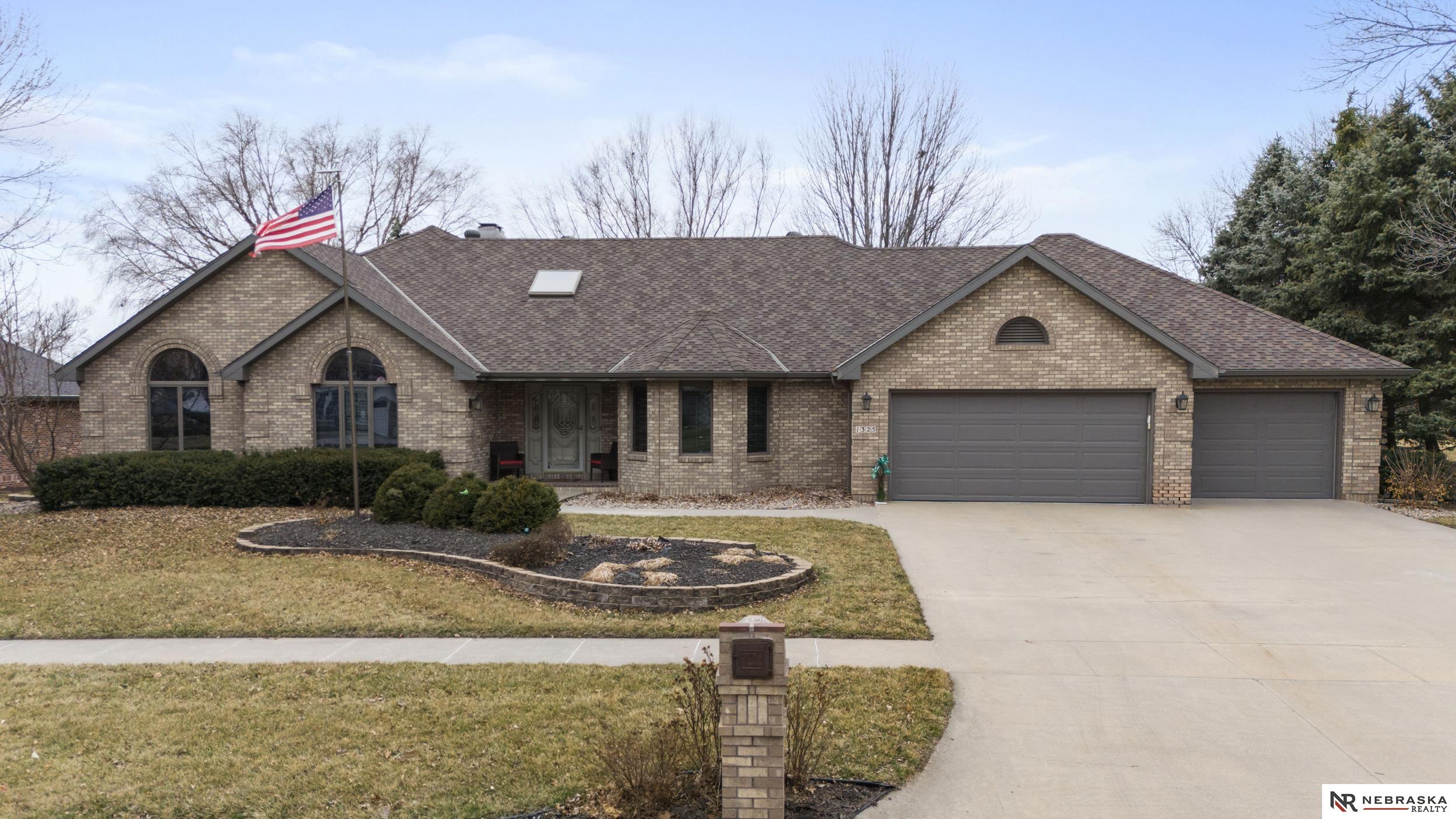 1325 8th Street, Seward, NE, 68434