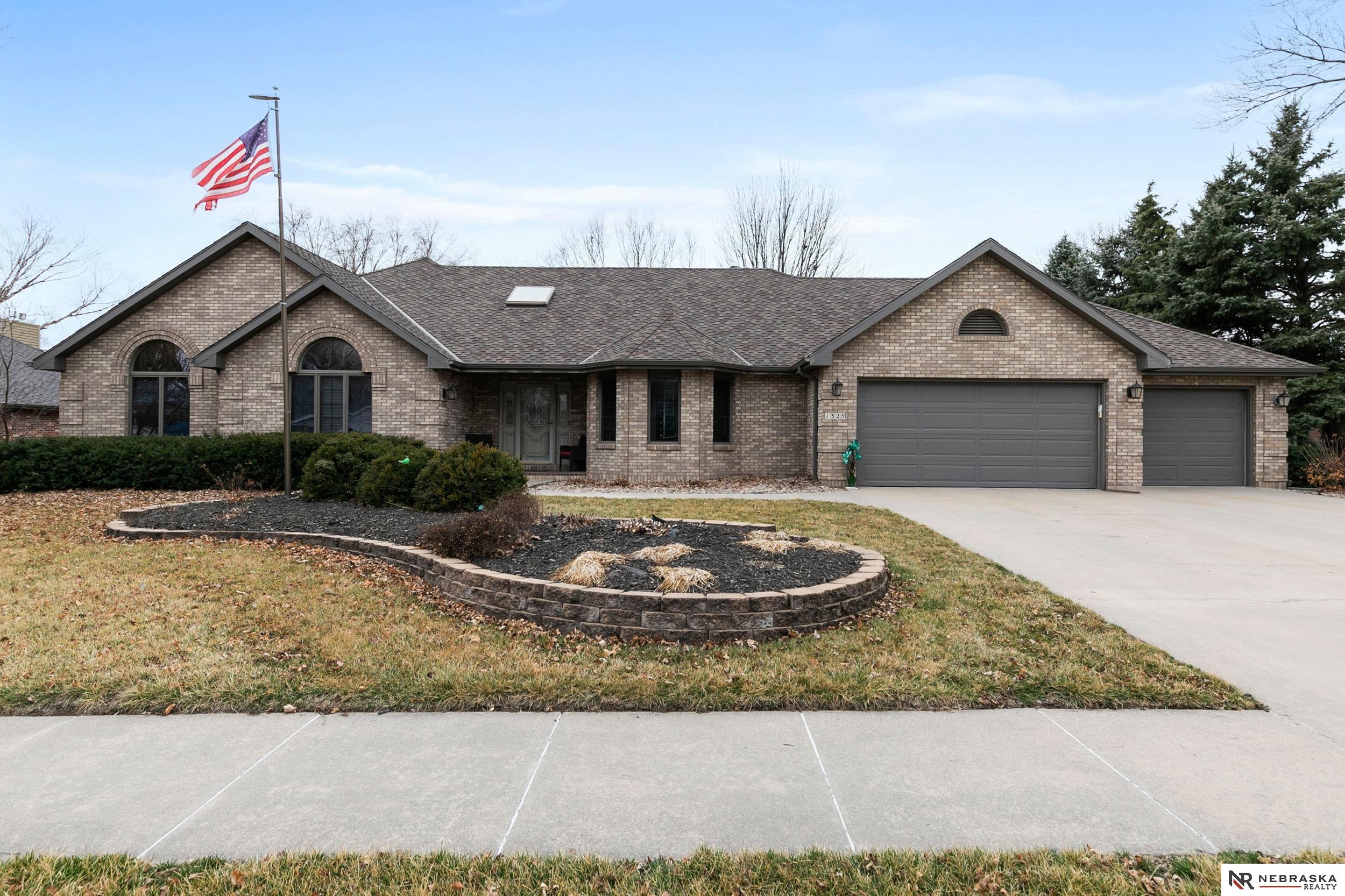 1325 8th Street, Seward, NE, 68434
