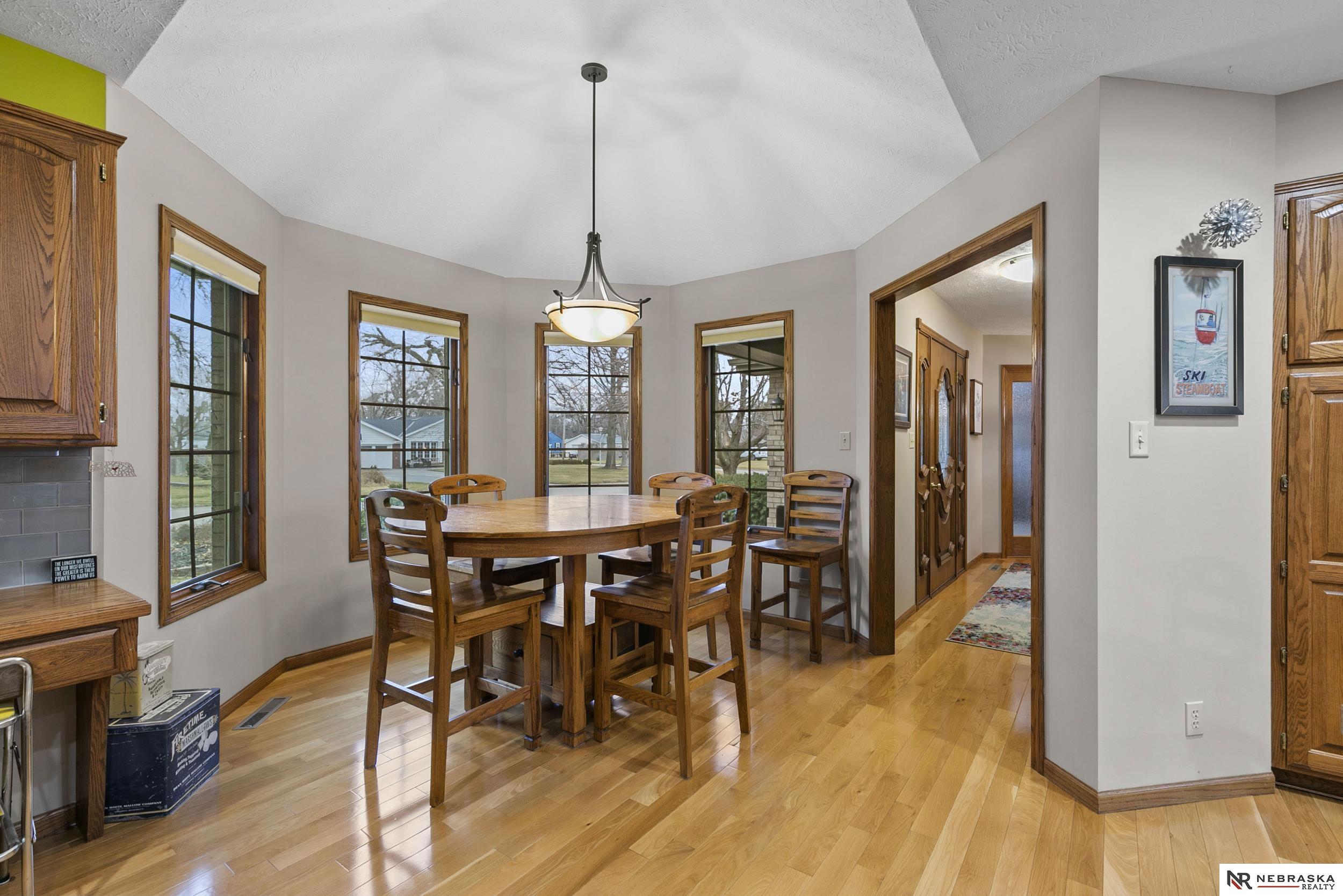 1325 8th Street, Seward, NE, 68434