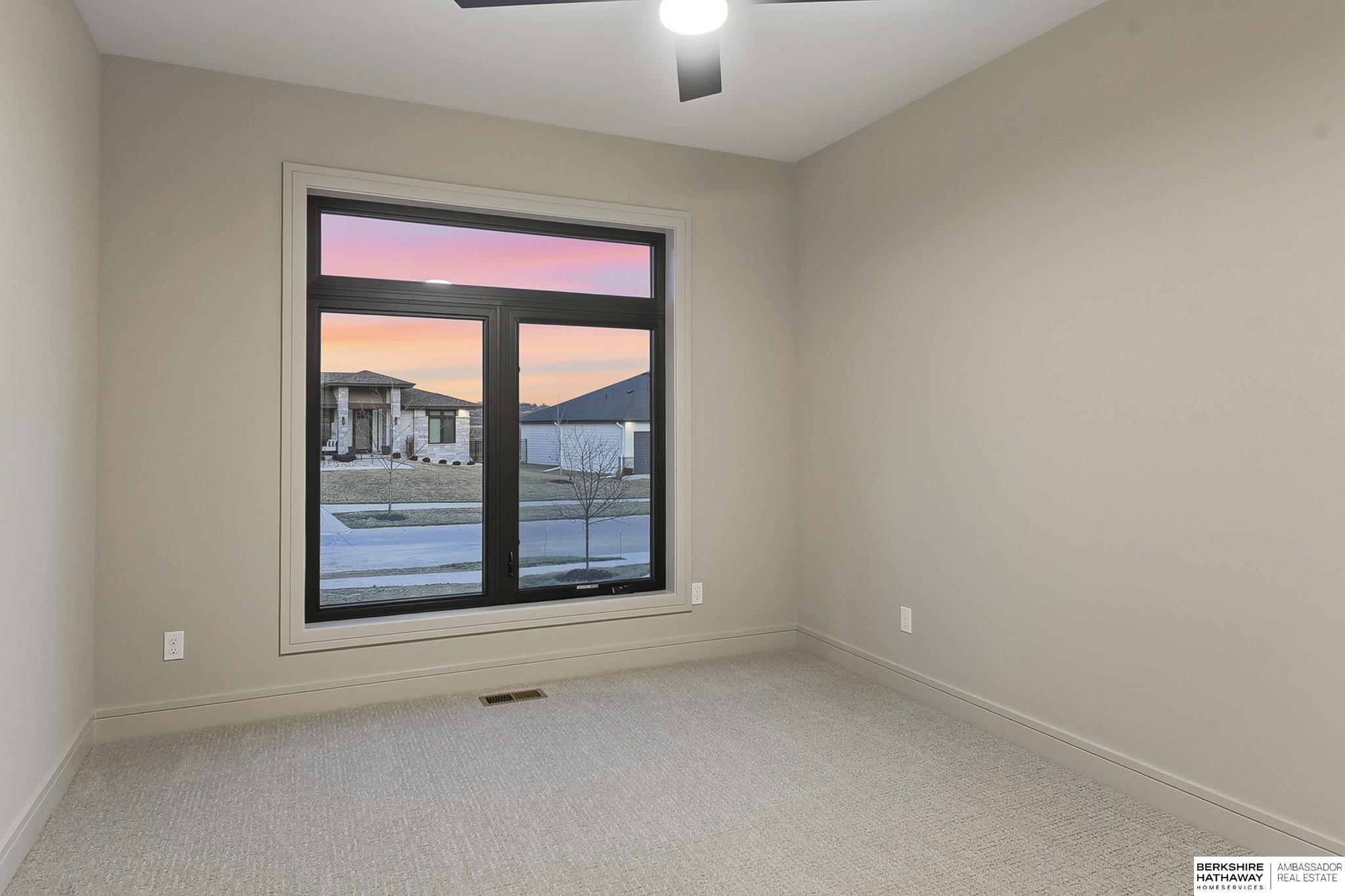 2204 N 182nd Avenue, Elkhorn, NE, 68022