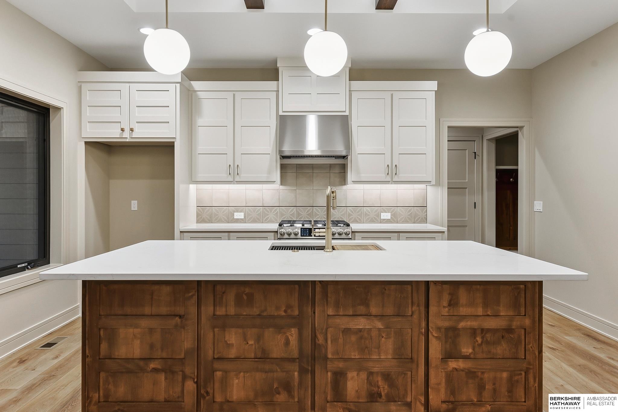 2204 N 182nd Avenue, Elkhorn, NE, 68022