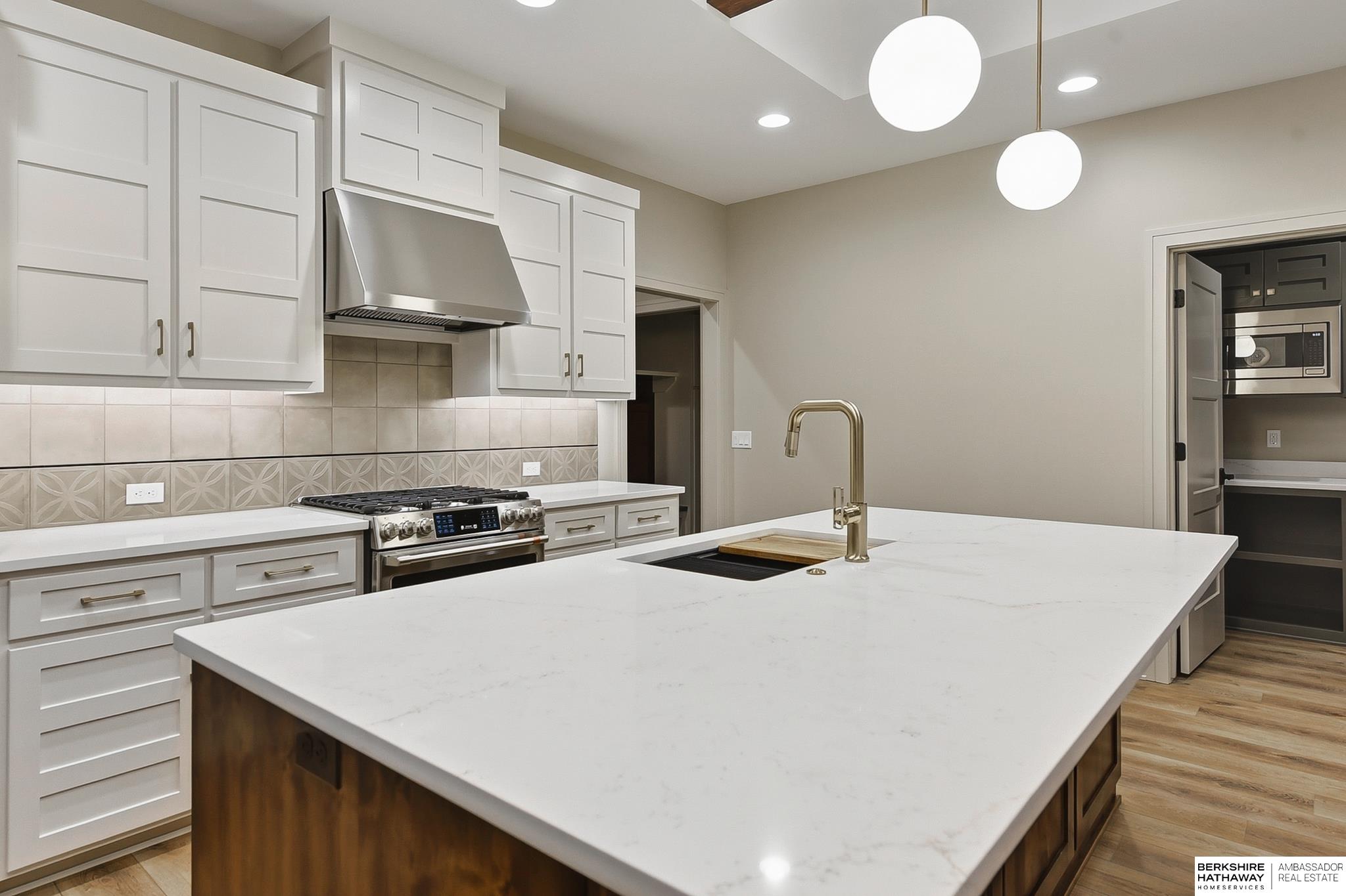 2204 N 182nd Avenue, Elkhorn, NE, 68022