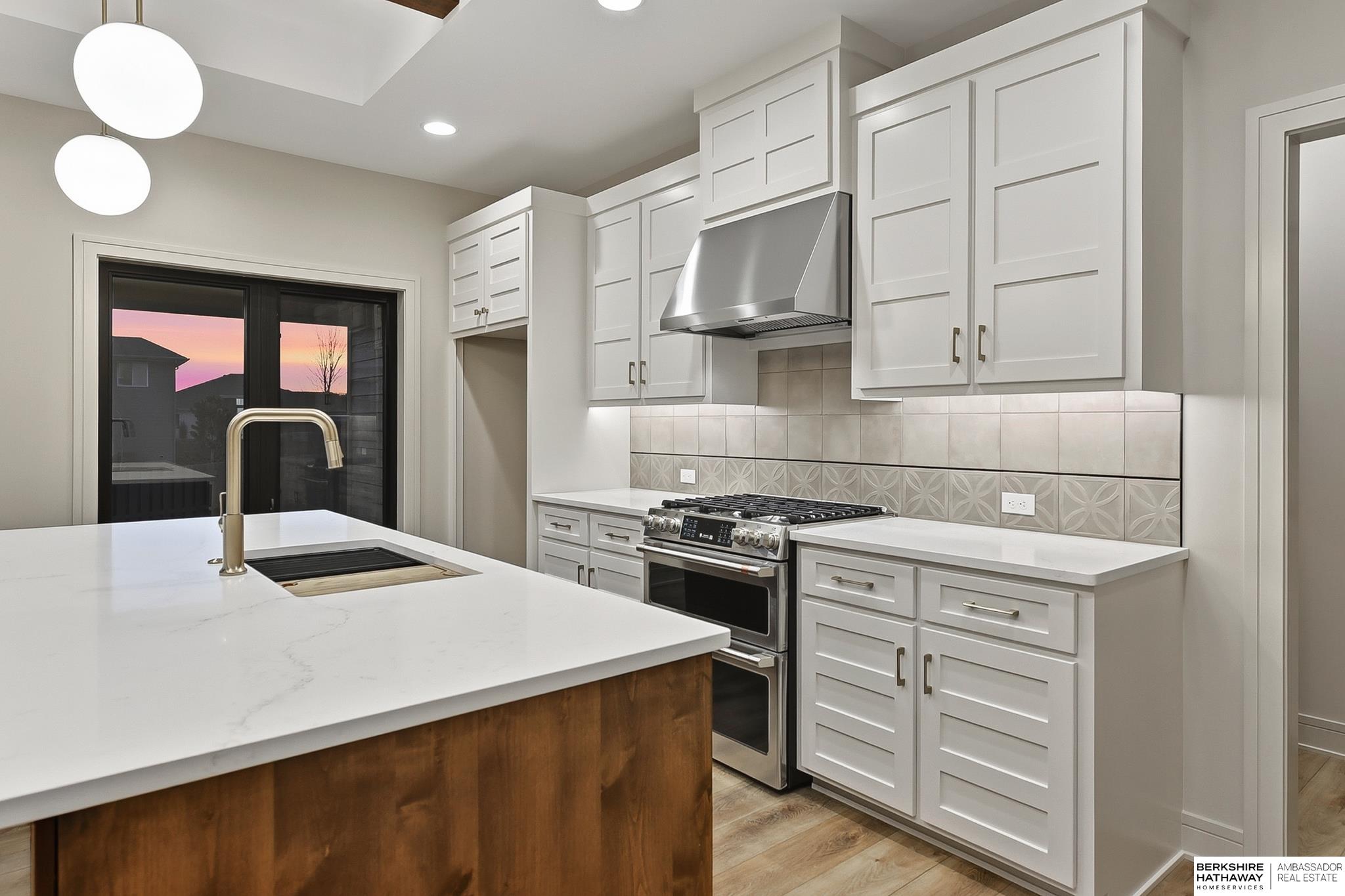 2204 N 182nd Avenue, Elkhorn, NE, 68022