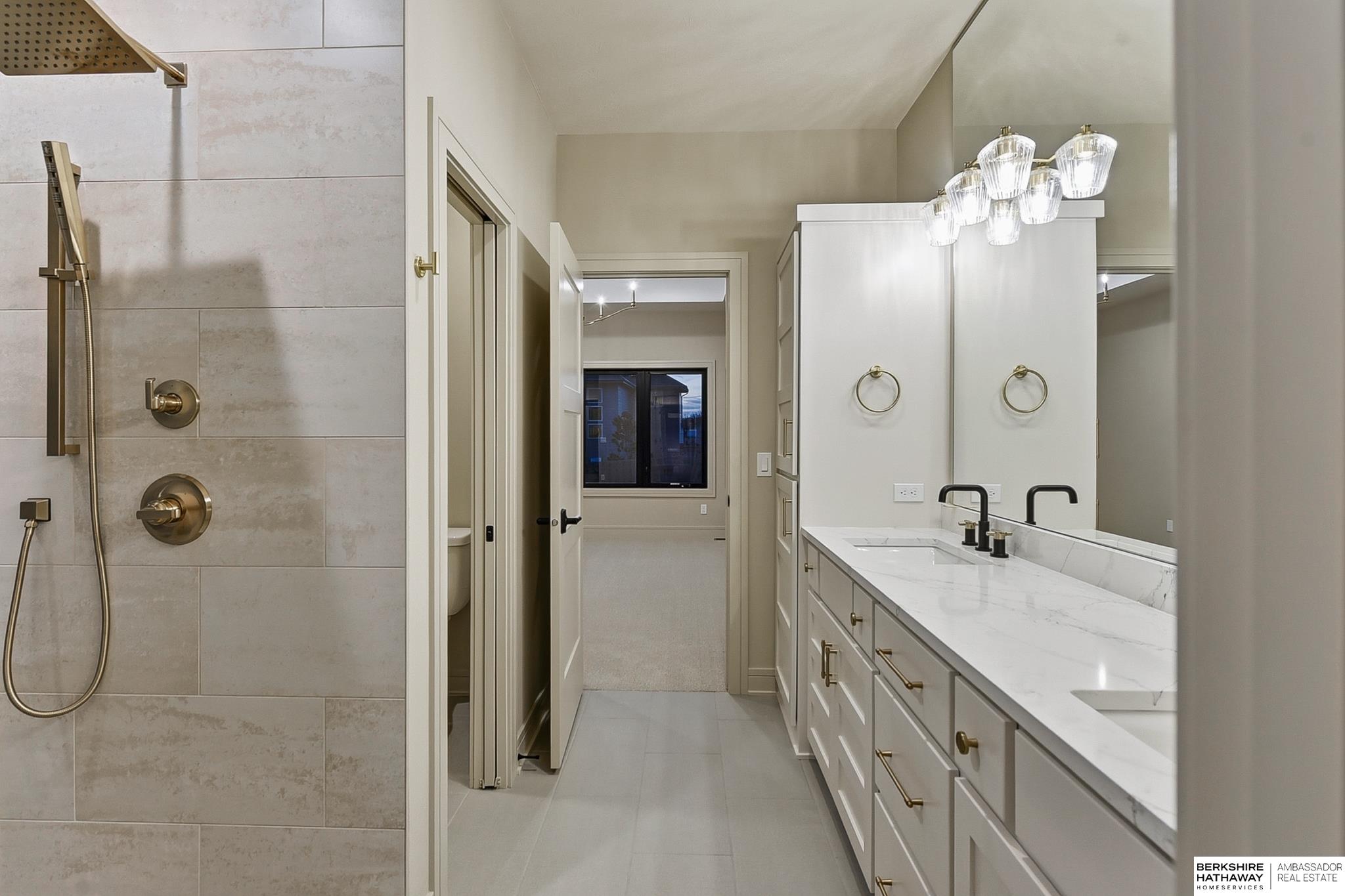 2204 N 182nd Avenue, Elkhorn, NE, 68022