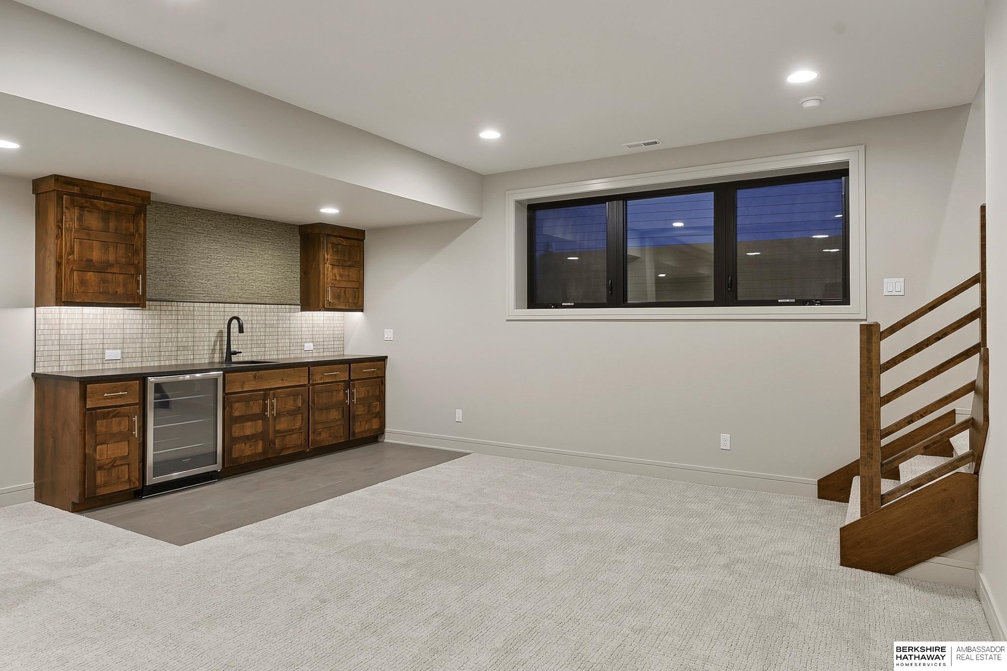 2204 N 182nd Avenue, Elkhorn, NE, 68022