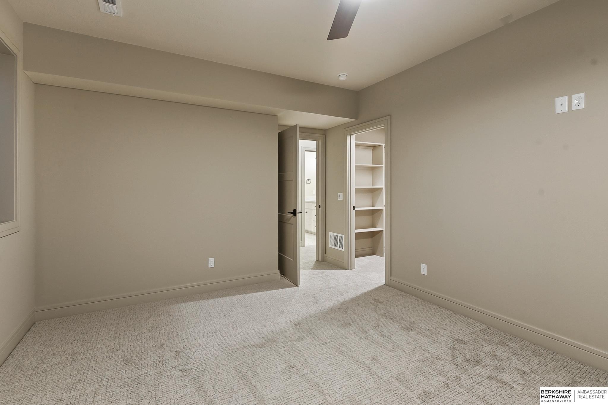 2204 N 182nd Avenue, Elkhorn, NE, 68022