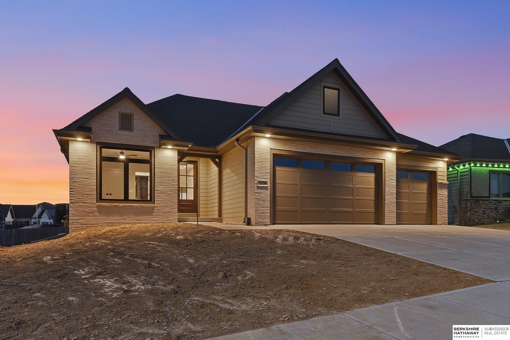 2204 N 182nd Avenue, Elkhorn, NE, 68022