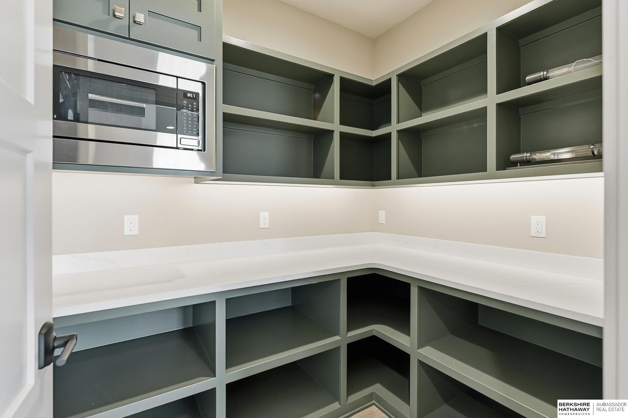 2204 N 182nd Avenue, Elkhorn, NE, 68022