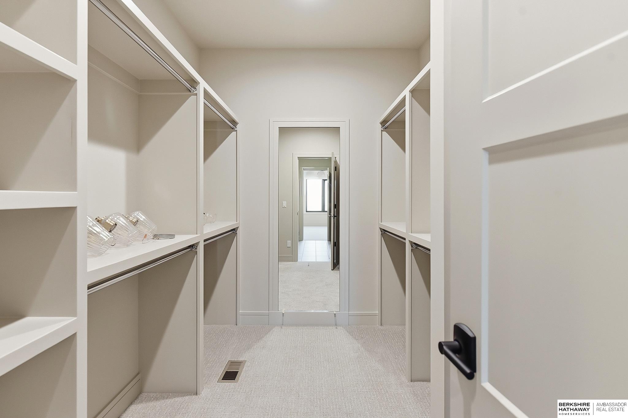 2204 N 182nd Avenue, Elkhorn, NE, 68022