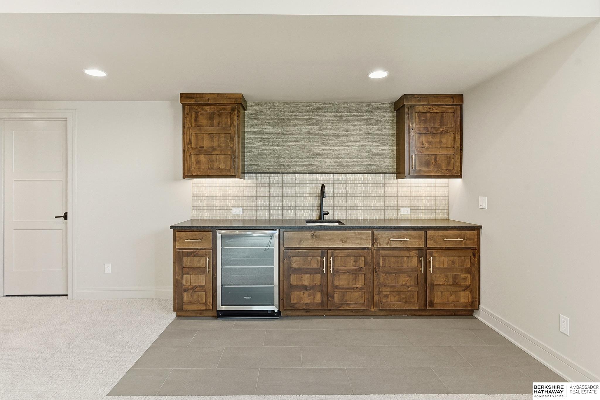 2204 N 182nd Avenue, Elkhorn, NE, 68022