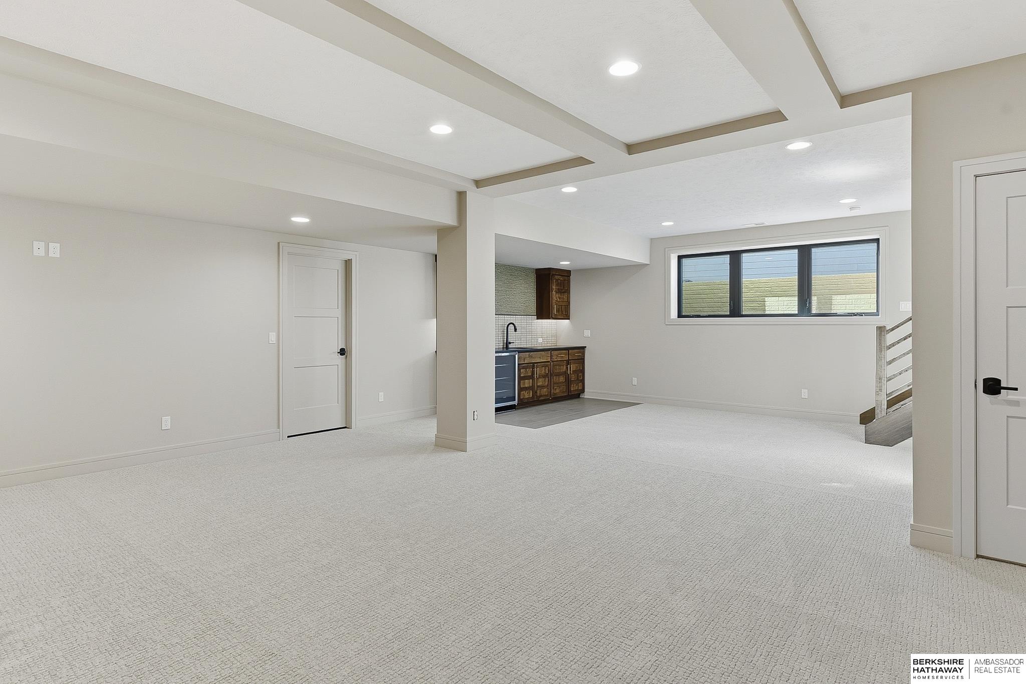 2204 N 182nd Avenue, Elkhorn, NE, 68022