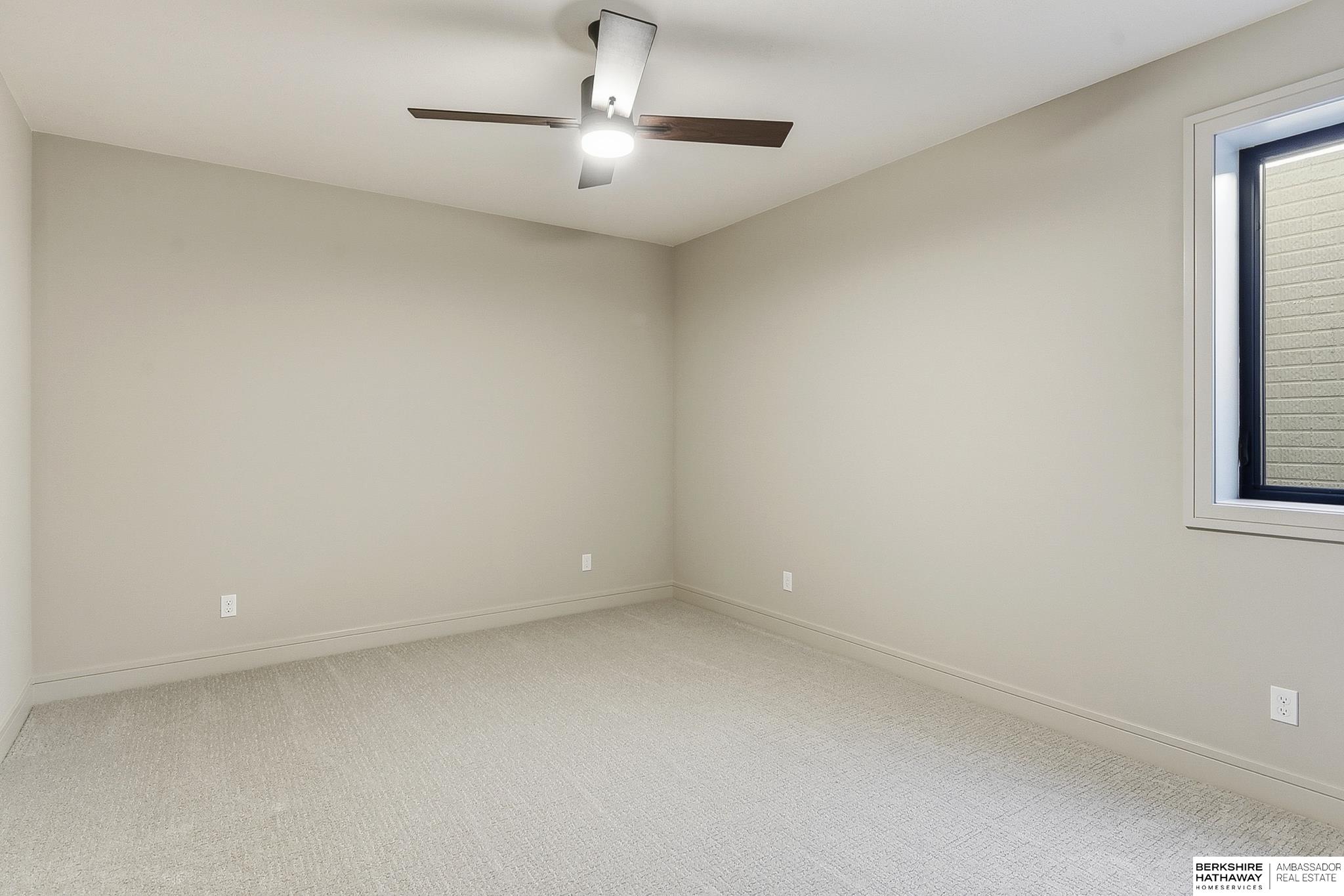 2204 N 182nd Avenue, Elkhorn, NE, 68022