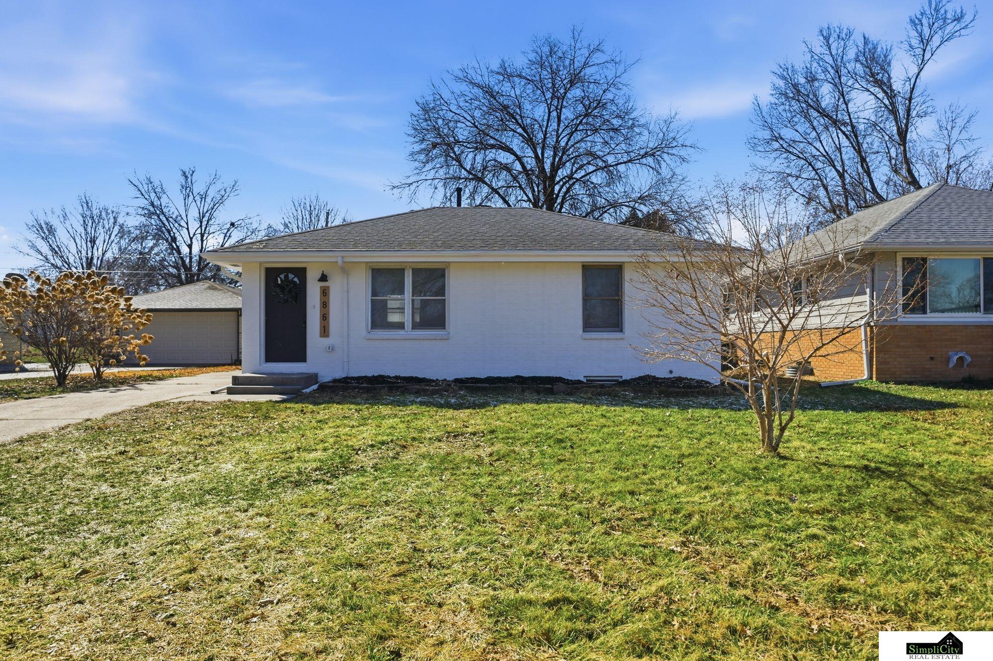 Photo of 6861 BENTON Street Lincoln NE 68507