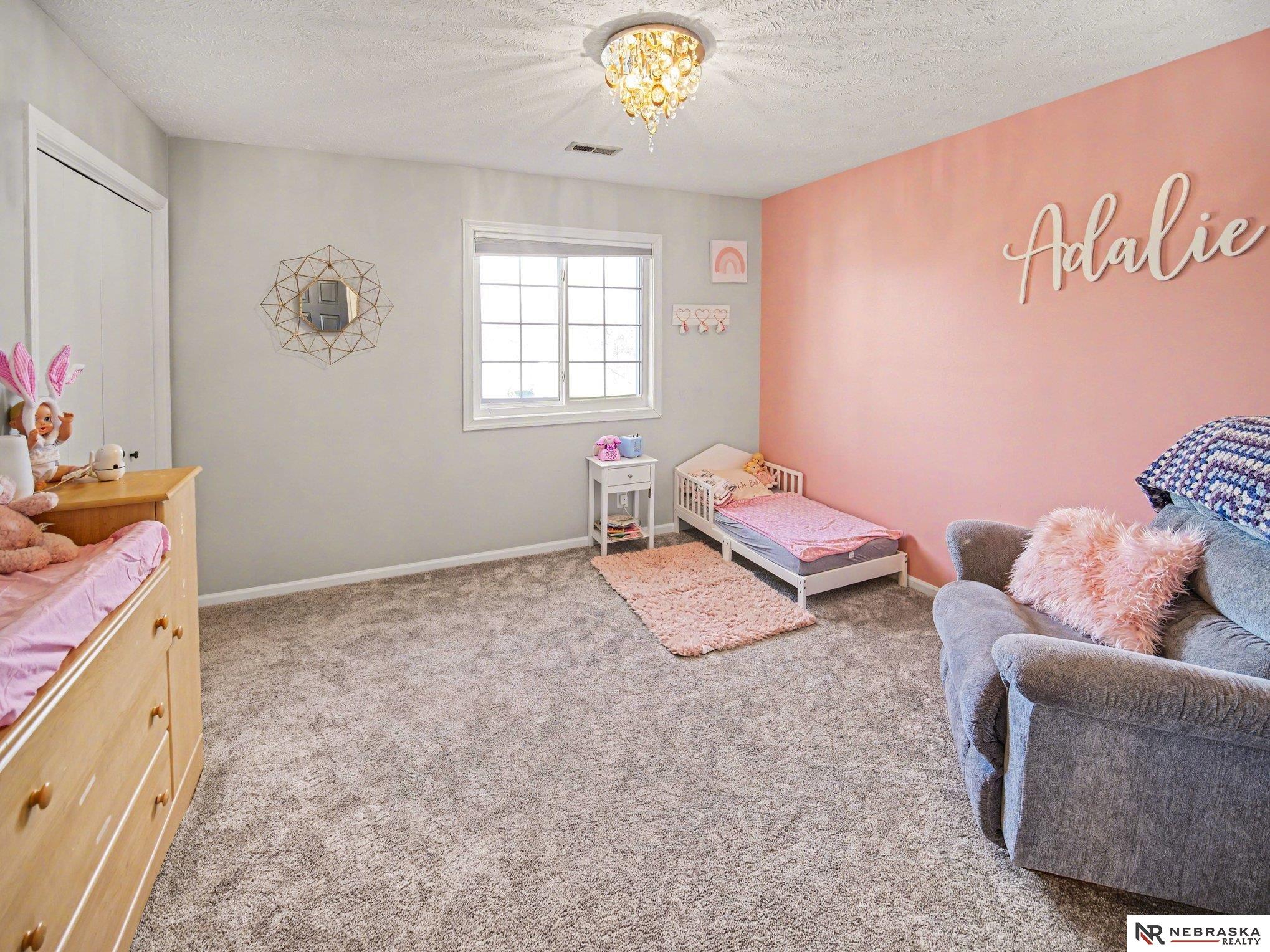 4700 Happy Hollow Lane, Lincoln, NE, 68516