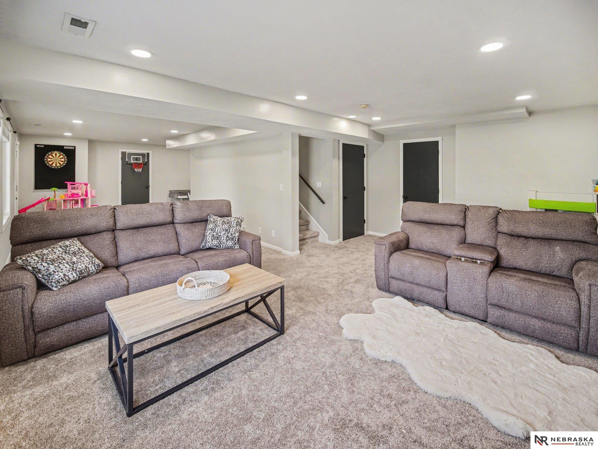 4700 Happy Hollow Lane, Lincoln, NE, 68516