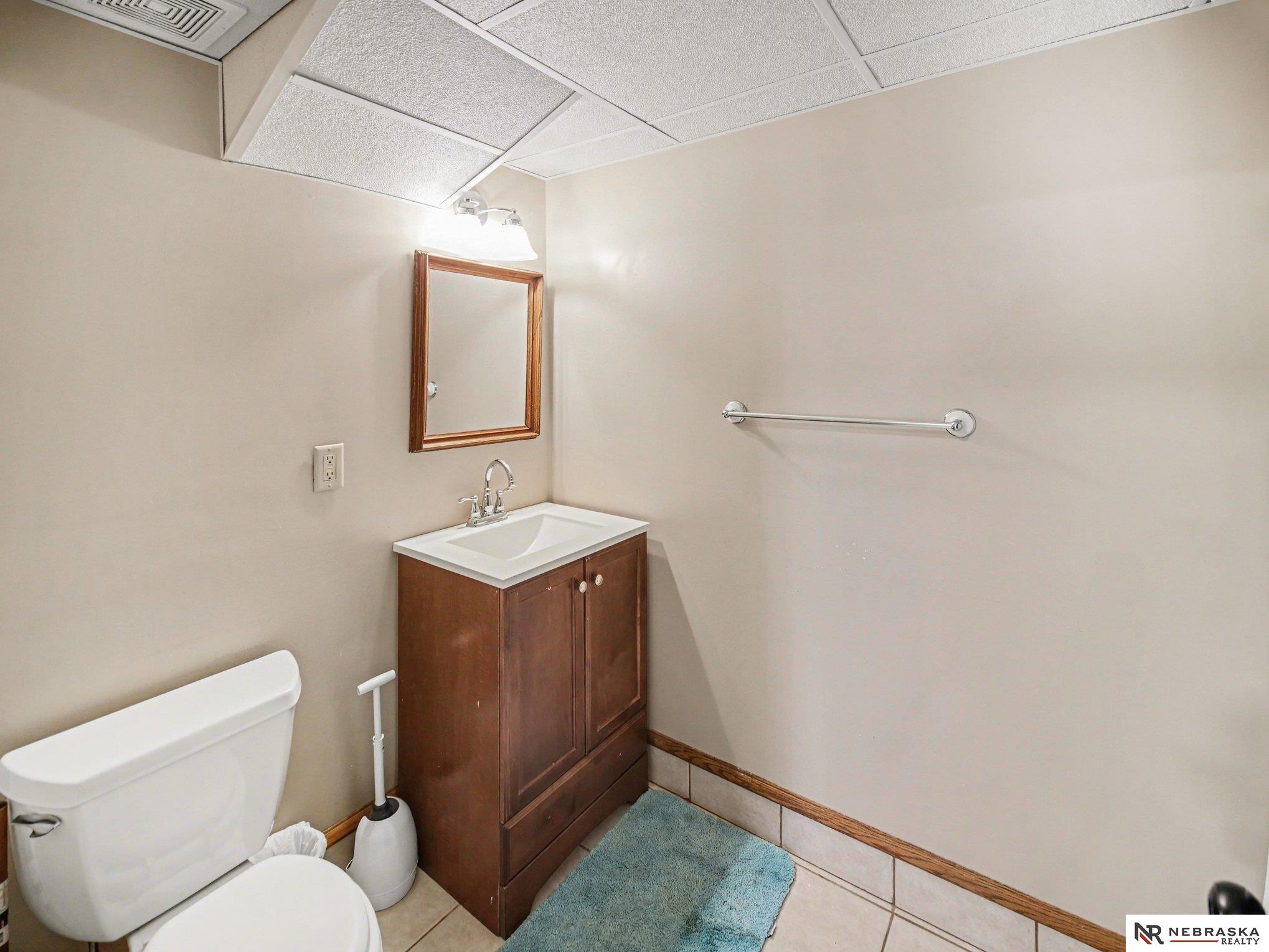 4700 Happy Hollow Lane, Lincoln, NE, 68516