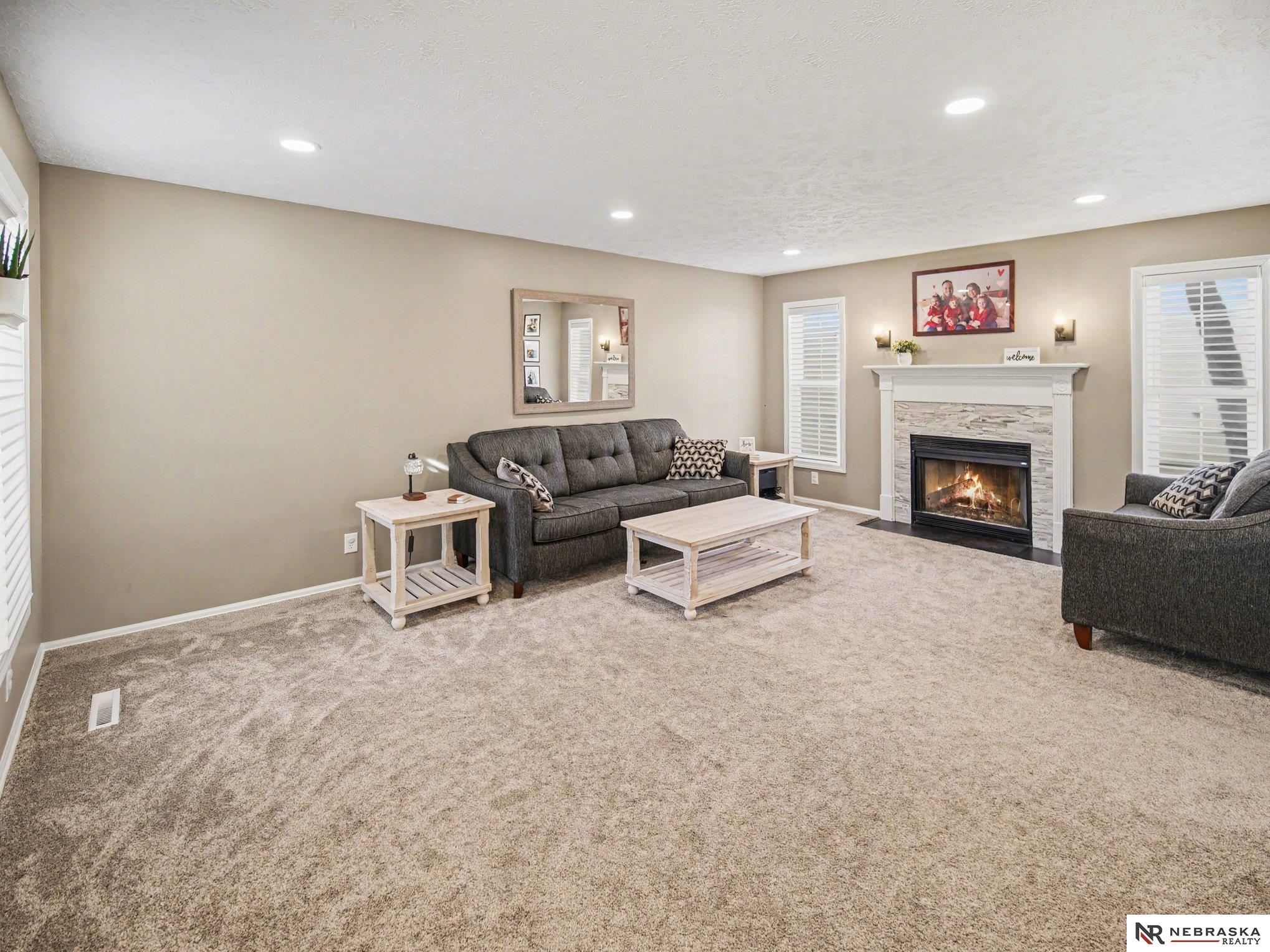 4700 Happy Hollow Lane, Lincoln, NE, 68516