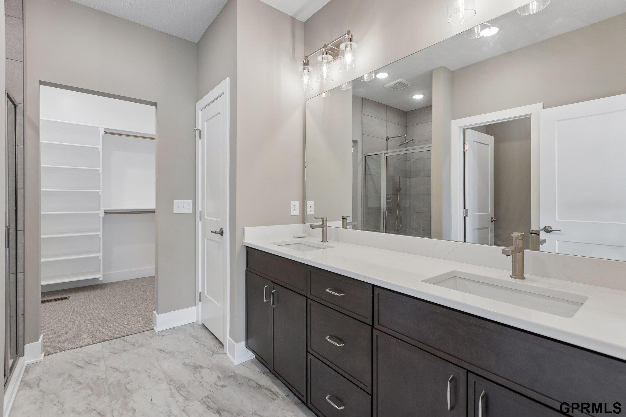 21109 Jessie Avenue, Elkhorn, NE, 68022