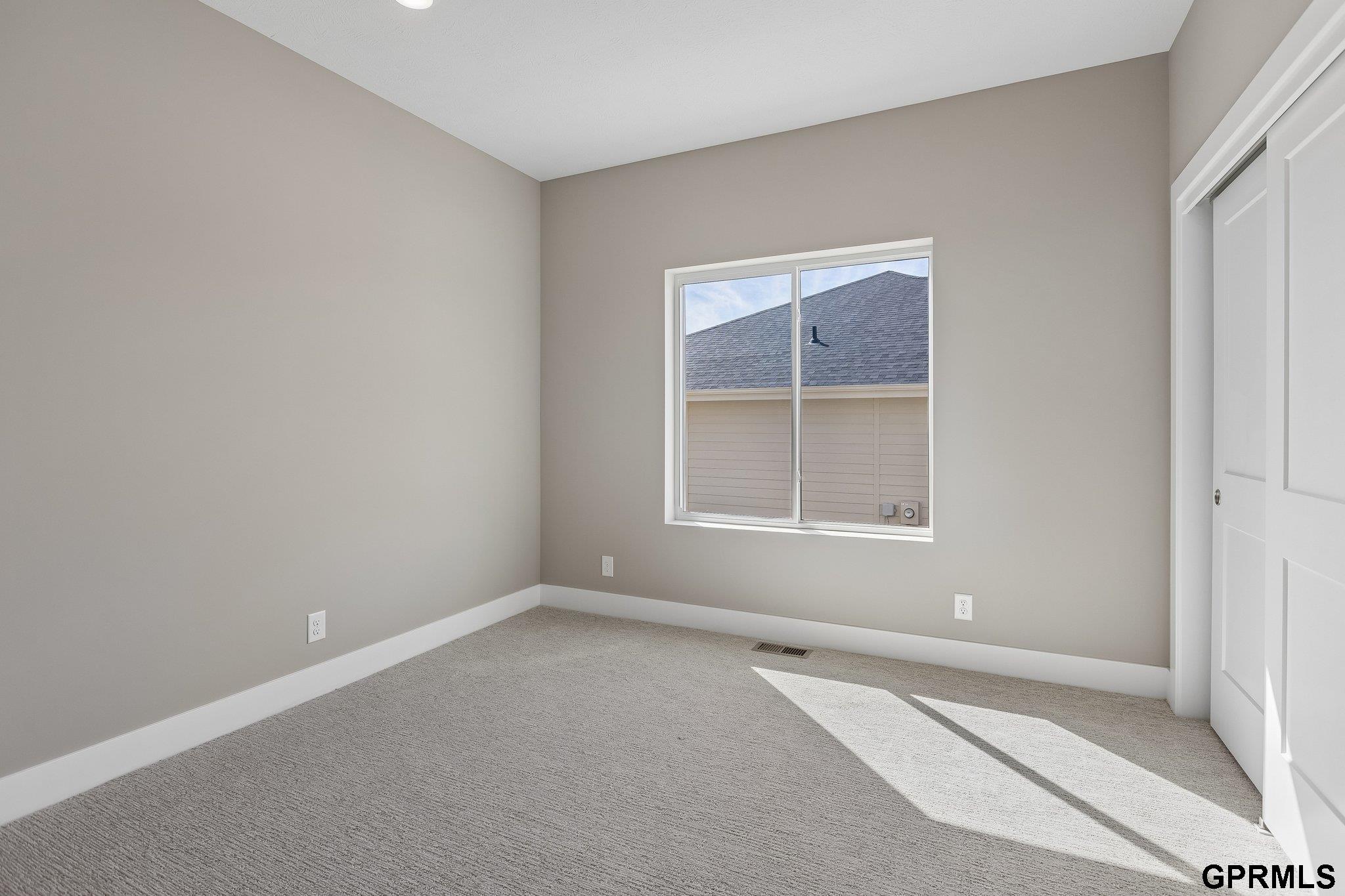 21109 Jessie Avenue, Elkhorn, NE, 68022