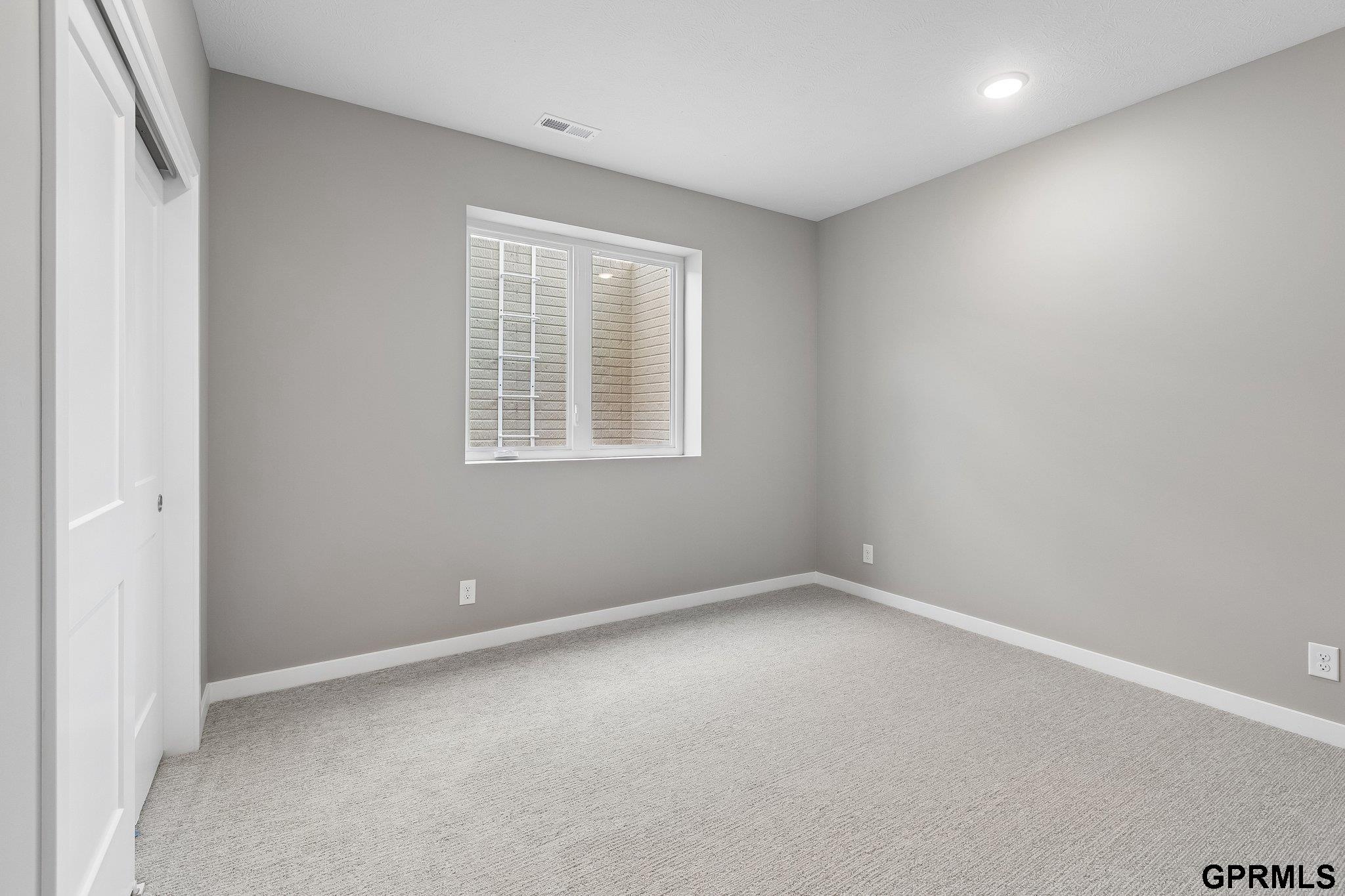 21109 Jessie Avenue, Elkhorn, NE, 68022