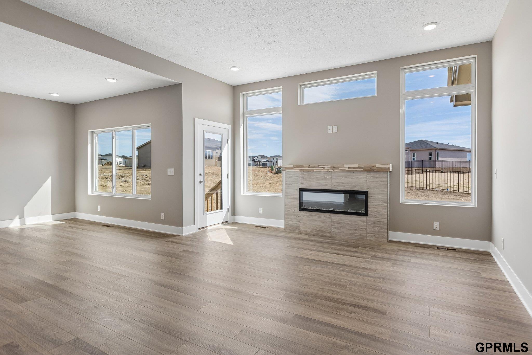 21109 Jessie Avenue, Elkhorn, NE, 68022