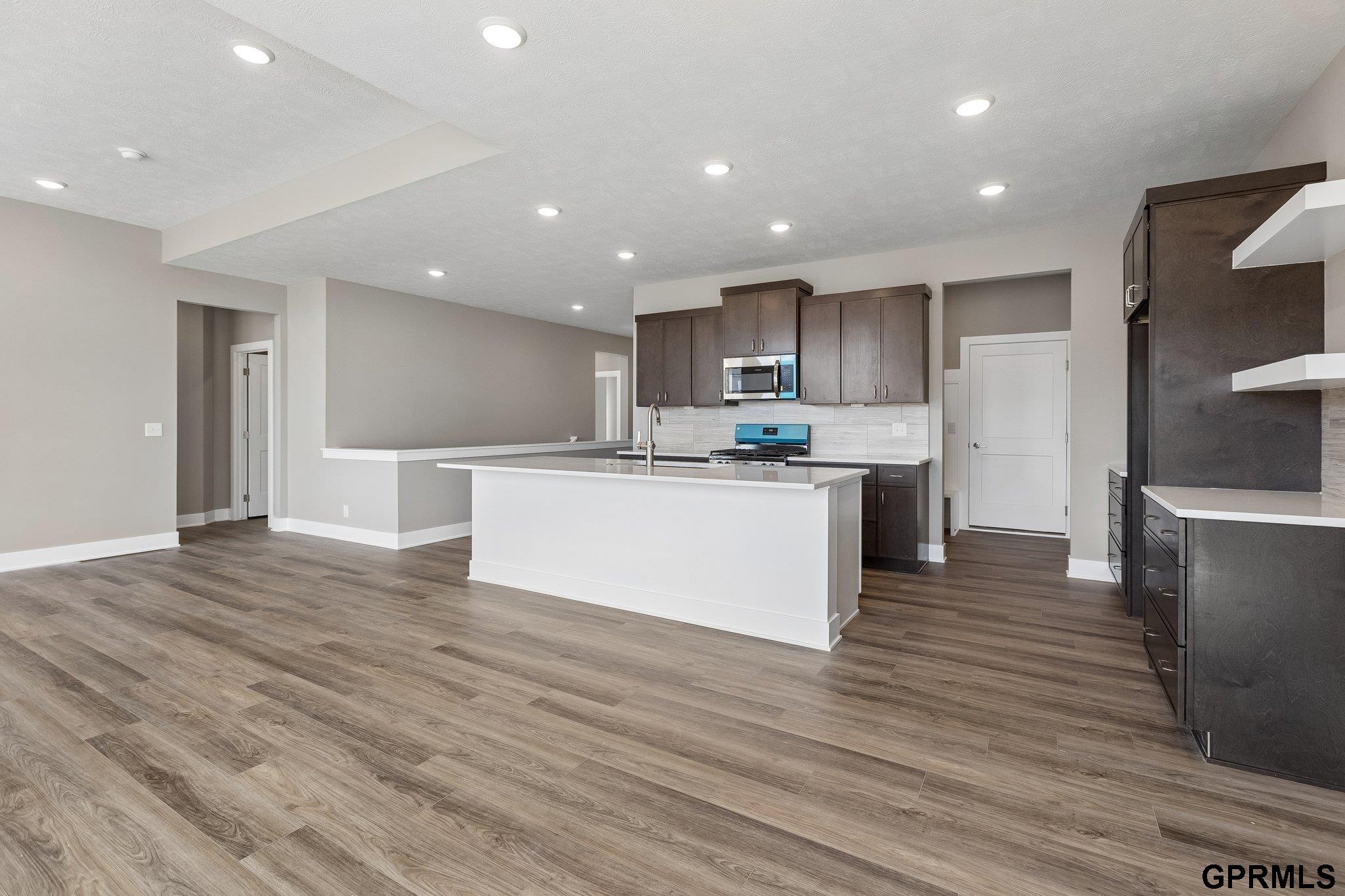 21109 Jessie Avenue, Elkhorn, NE, 68022