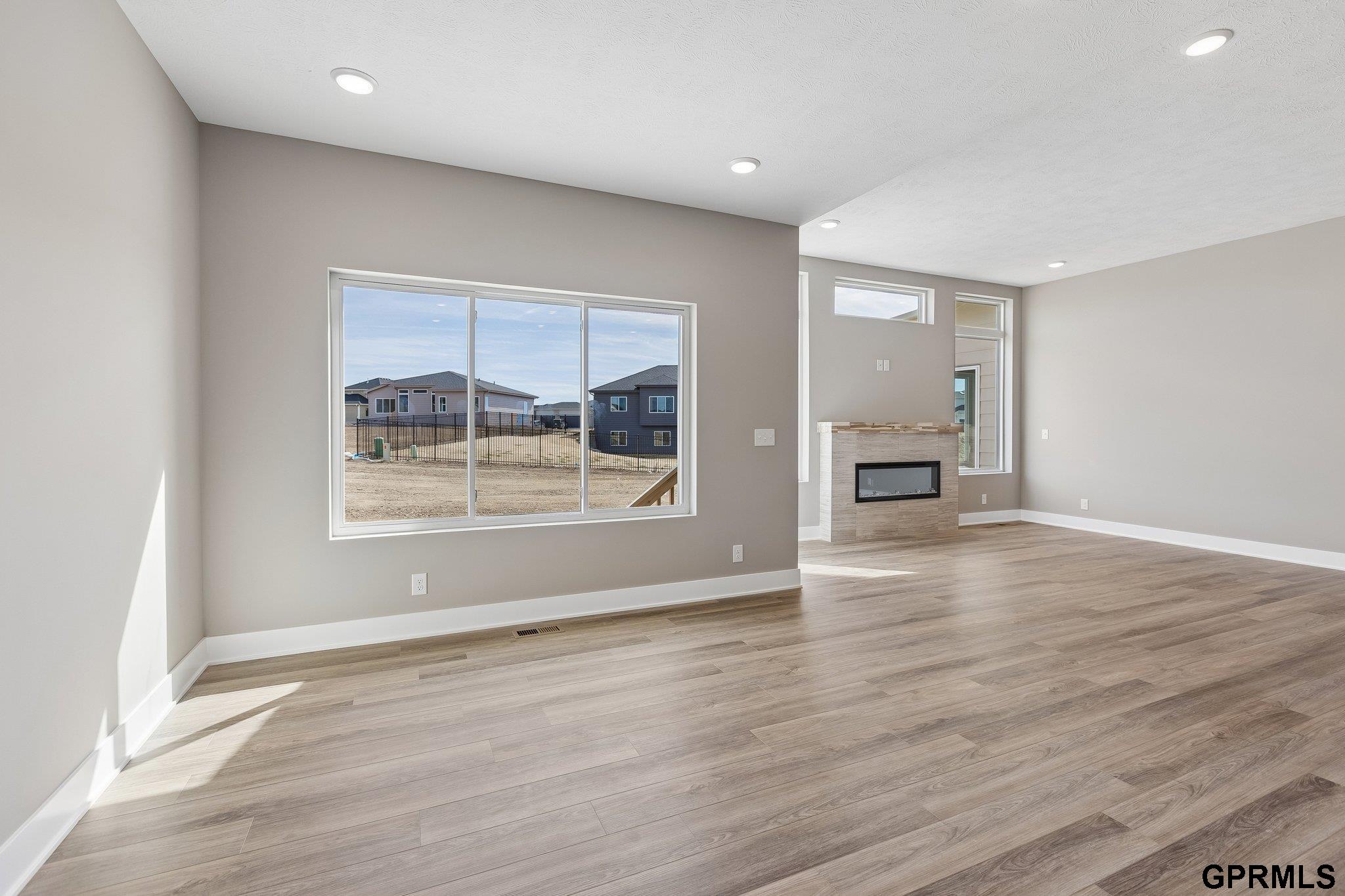 21109 Jessie Avenue, Elkhorn, NE, 68022