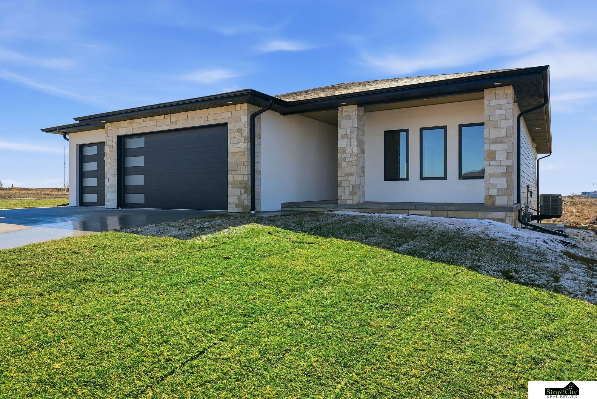8521 Butterfly Court, Lincoln, NE, 68526