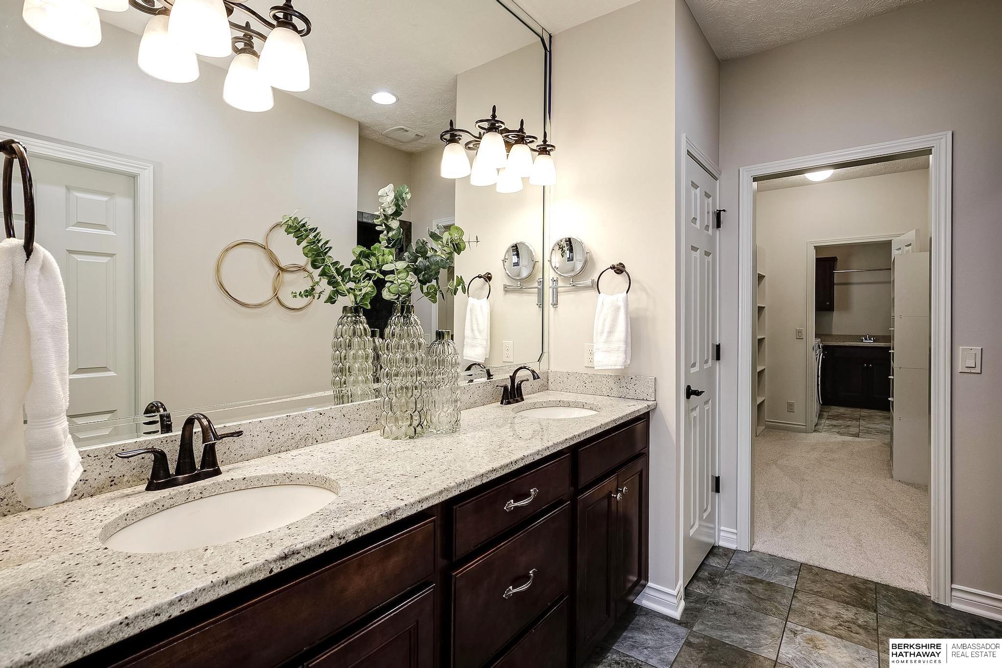 1514 S 198th Avenue, Omaha, NE, 68130