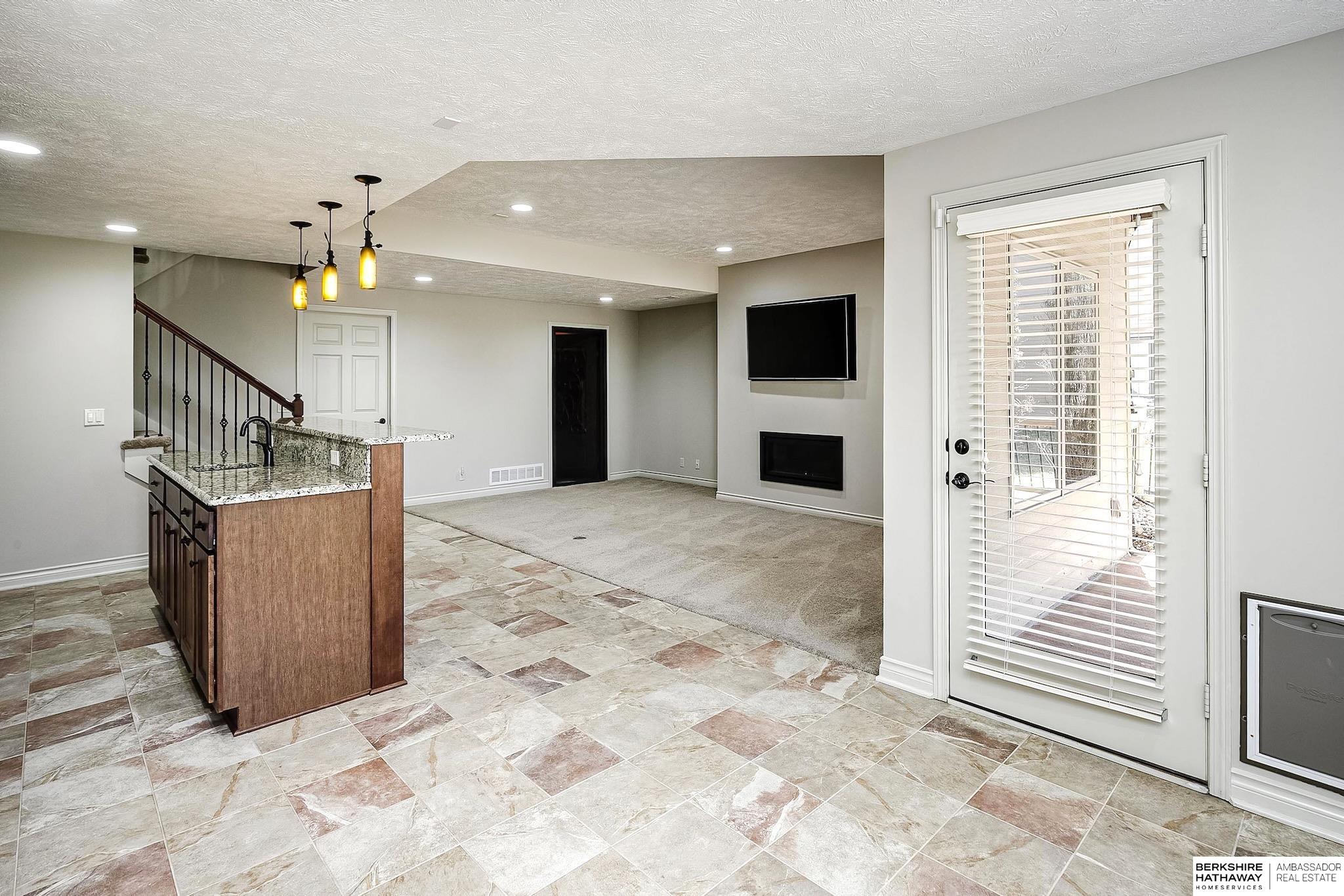 1514 S 198th Avenue, Omaha, NE, 68130