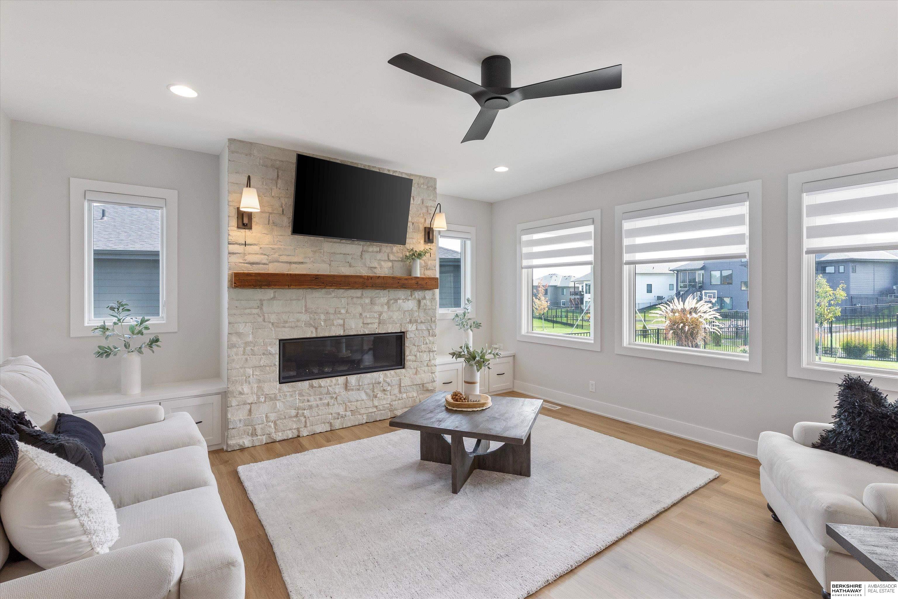 20545 Hartman Avenue, Elkhorn, NE, 68022