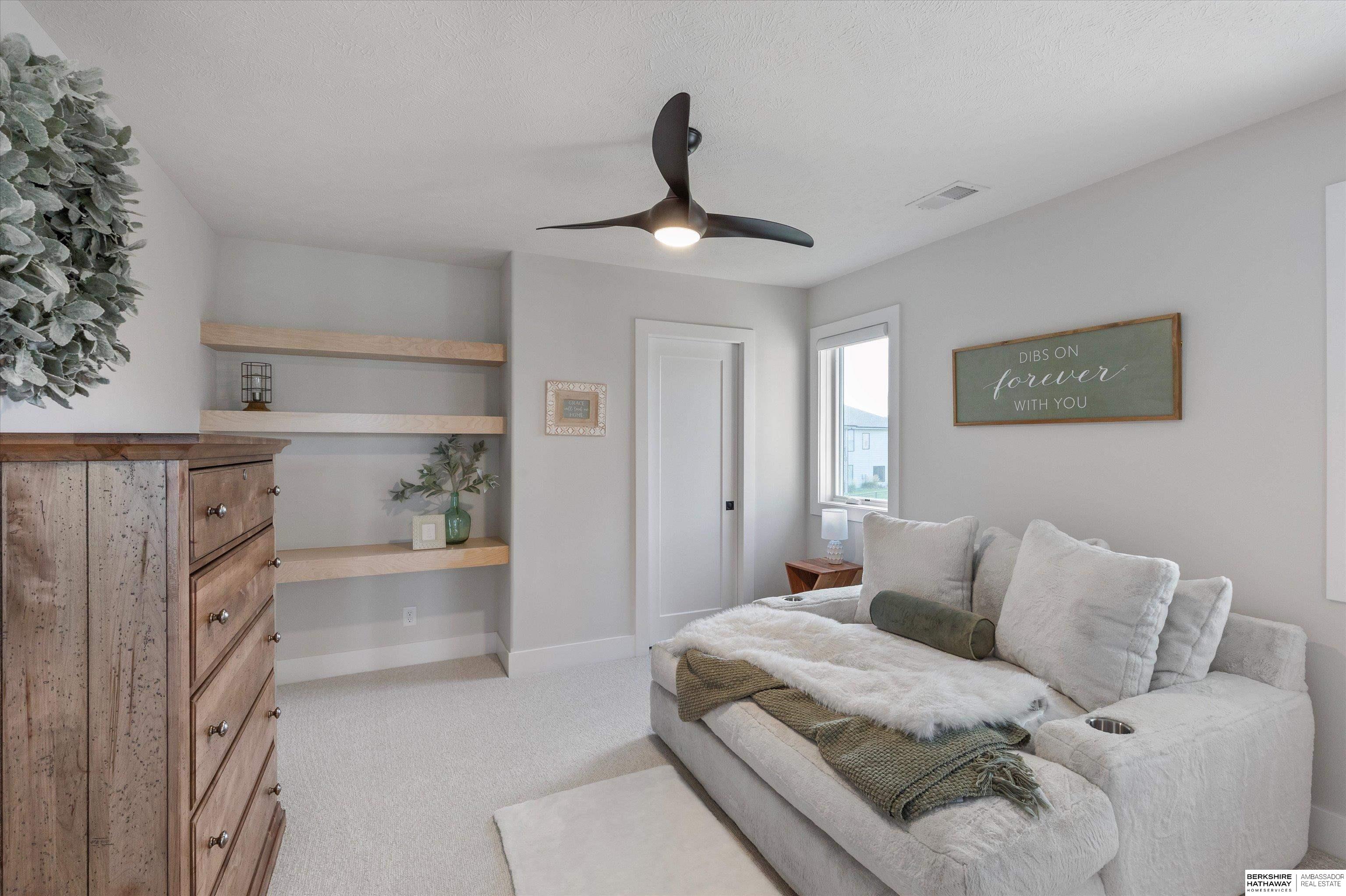 20545 Hartman Avenue, Elkhorn, NE, 68022