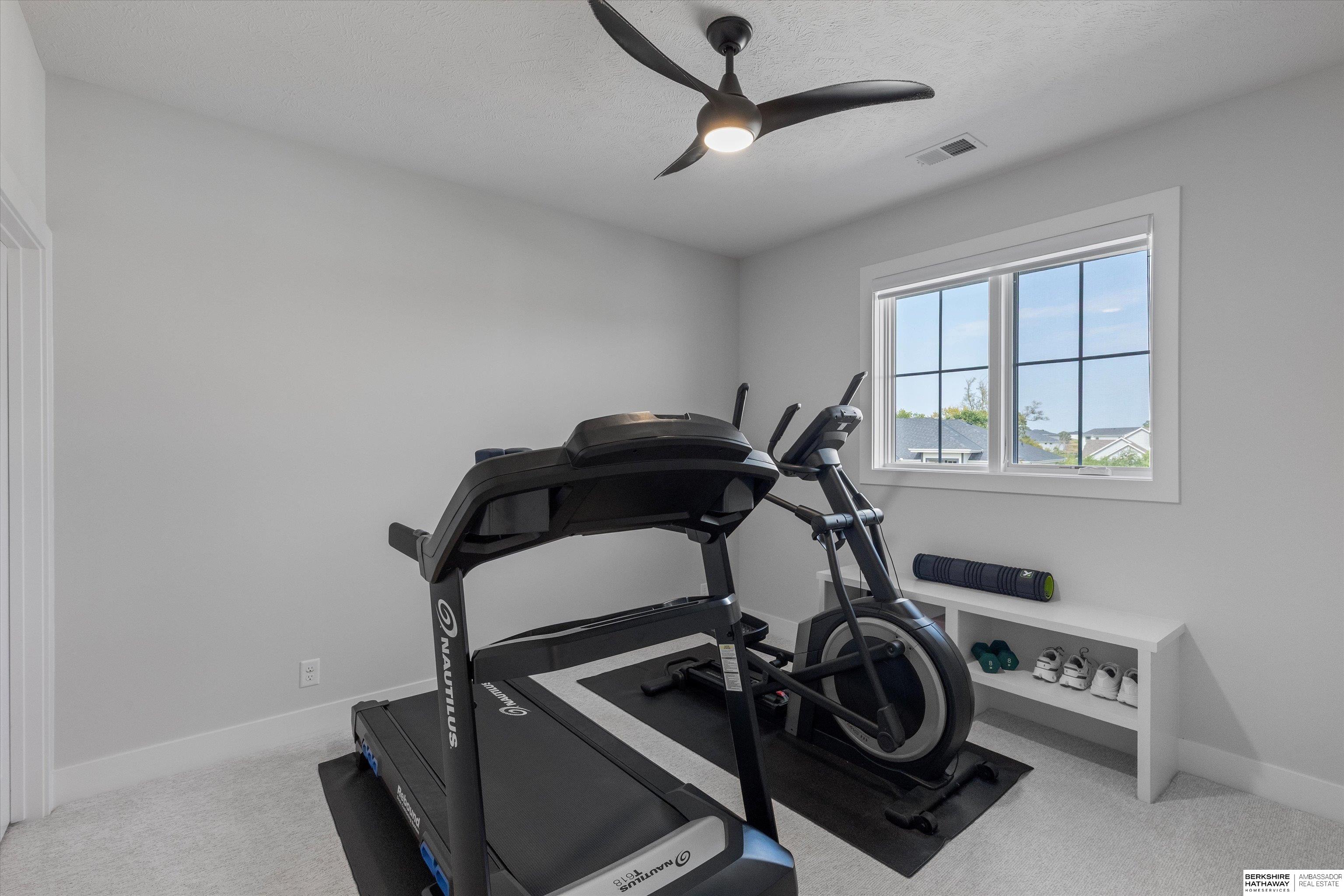 20545 Hartman Avenue, Elkhorn, NE, 68022