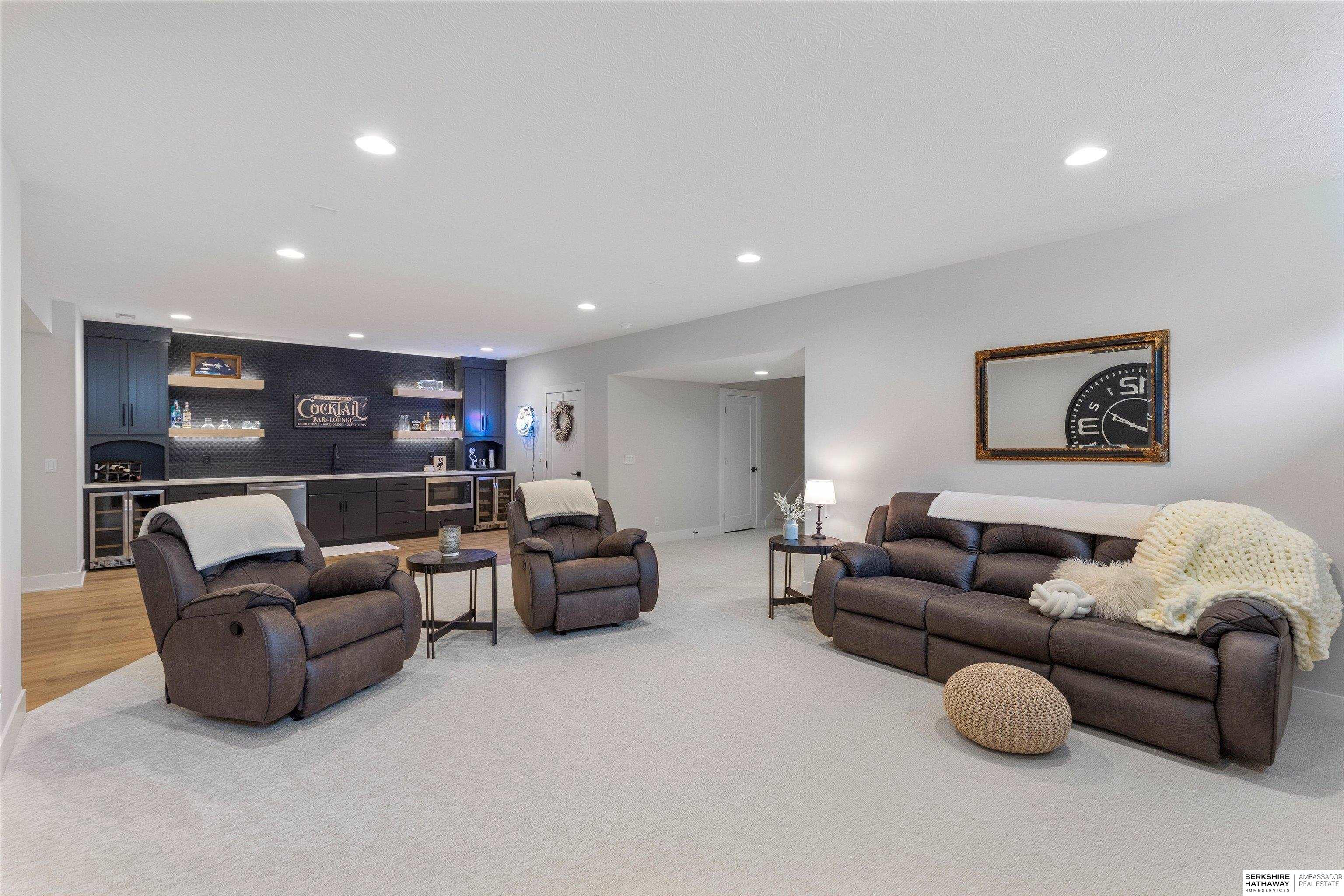 20545 Hartman Avenue, Elkhorn, NE, 68022