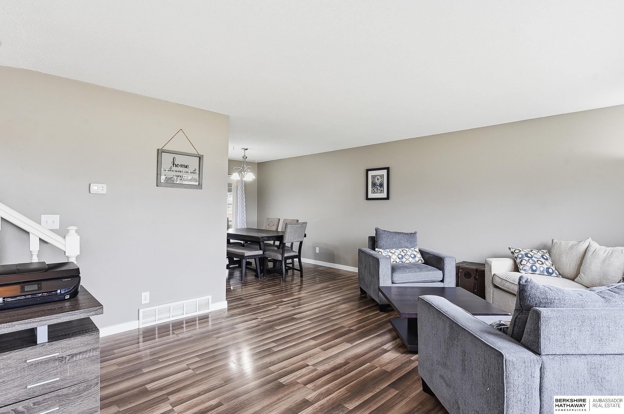 5306 S 105th Street, Omaha, NE, 68127