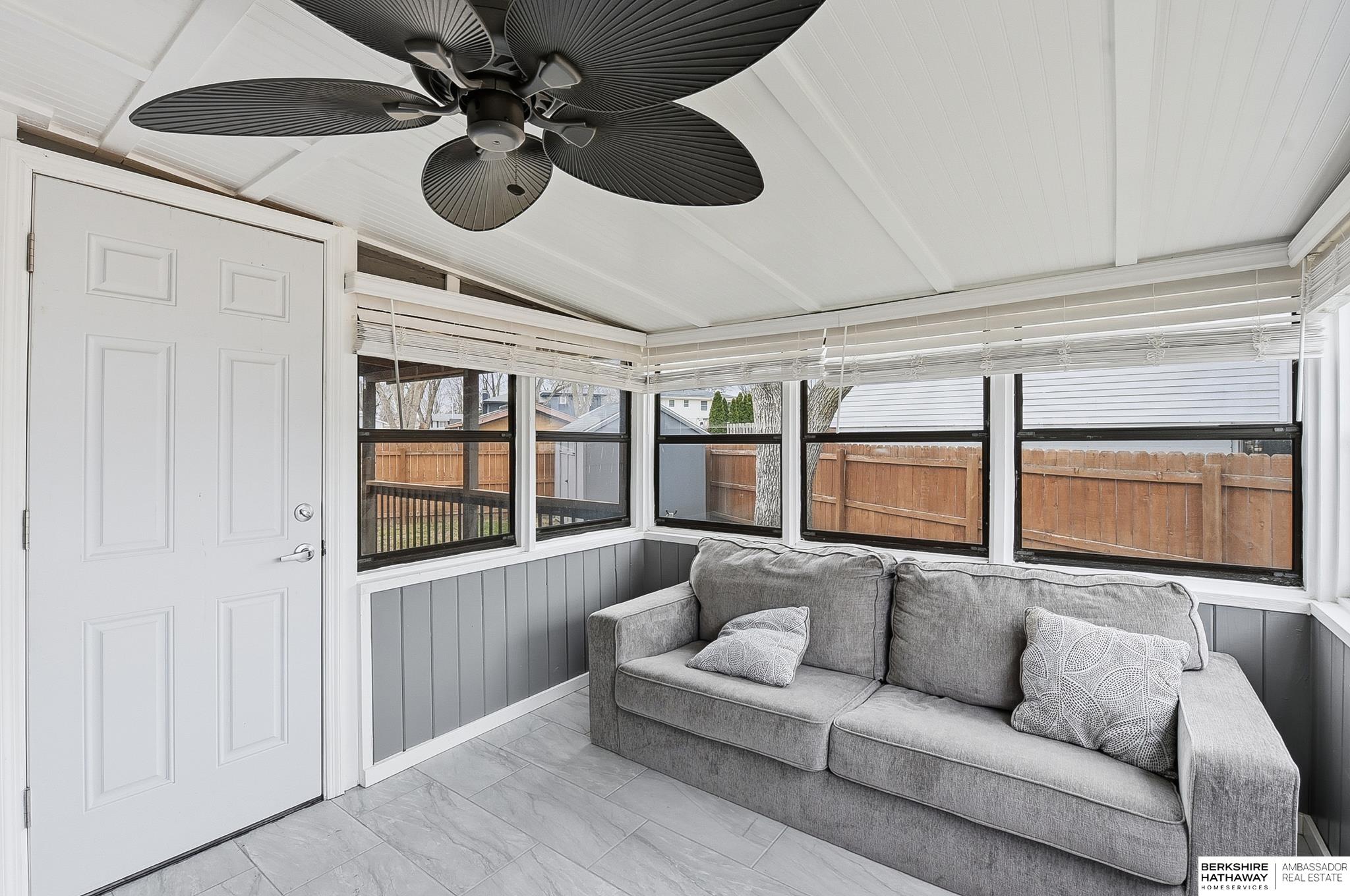 5306 S 105th Street, Omaha, NE, 68127