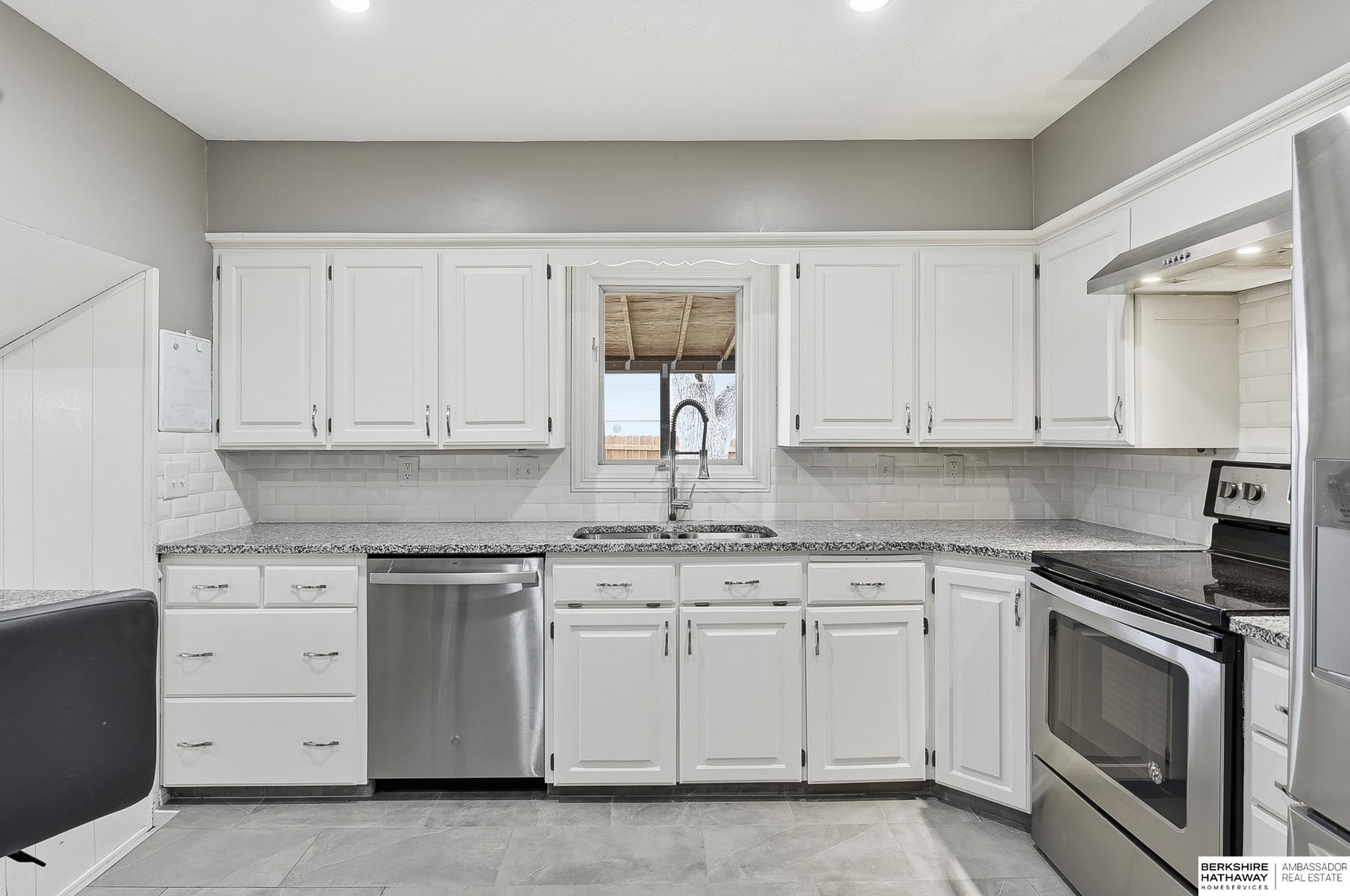 5306 S 105th Street, Omaha, NE, 68127