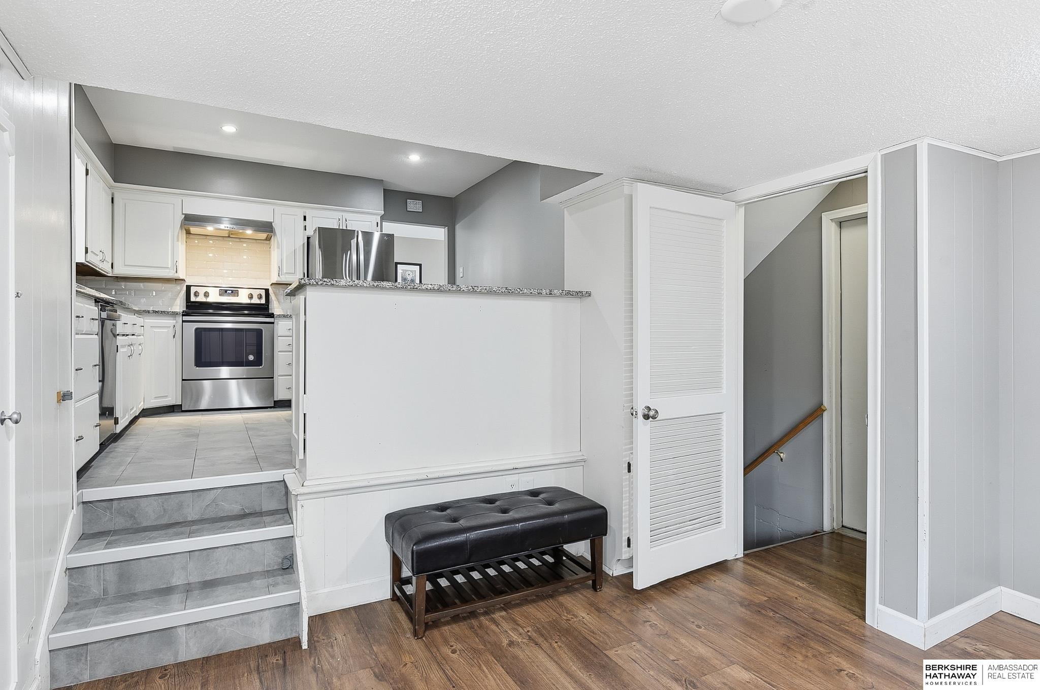 5306 S 105th Street, Omaha, NE, 68127