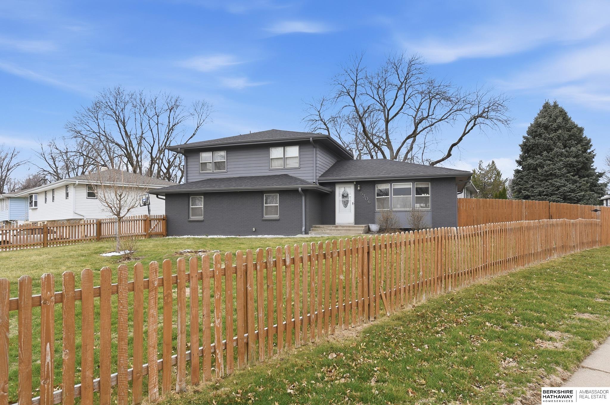 5306 S 105th Street, Omaha, NE, 68127