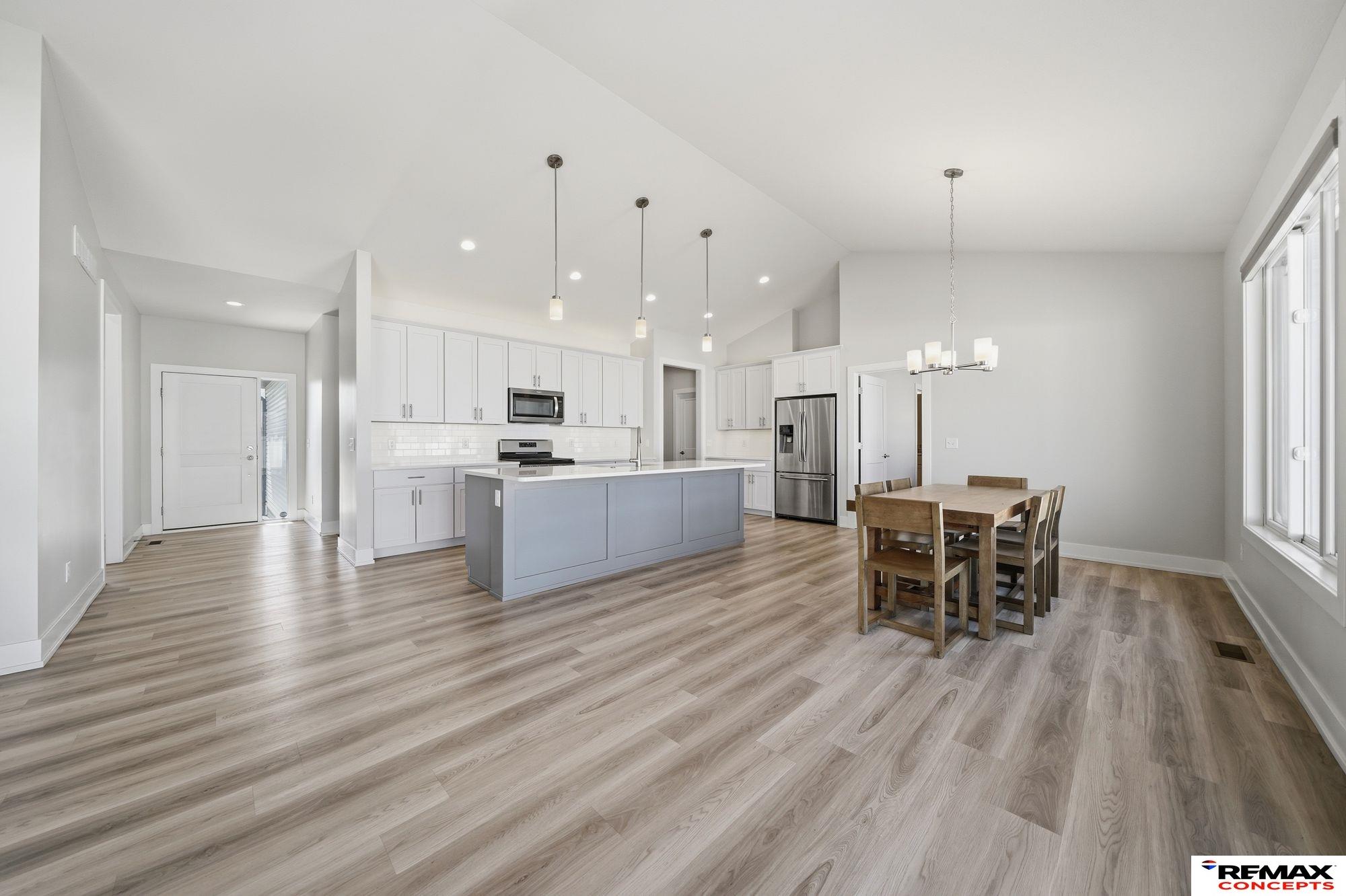 836 W Miramonte Road, Lincoln, NE, 68523